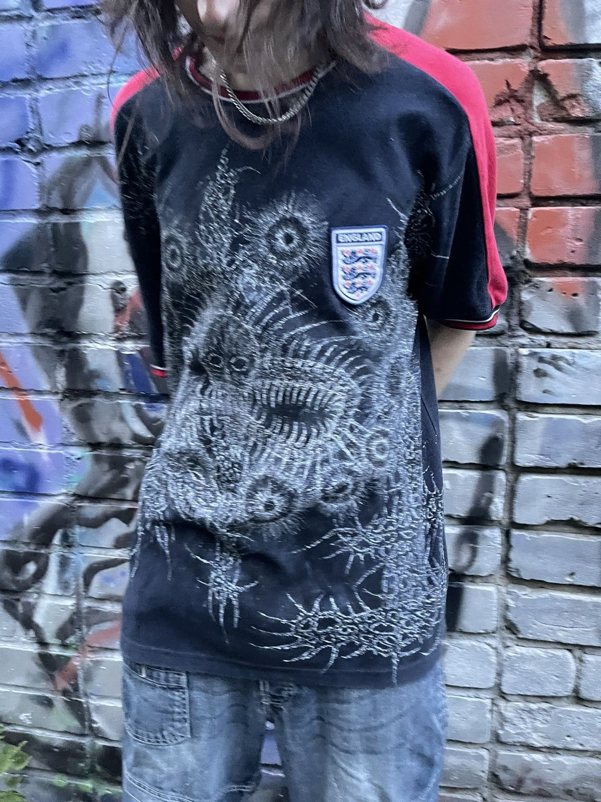 Ecko Unltd. Cyber neotribal dragon 1of1 custom skull england vintage tee Size US L / EU 52-54 / 3 - 6 Thumbnail