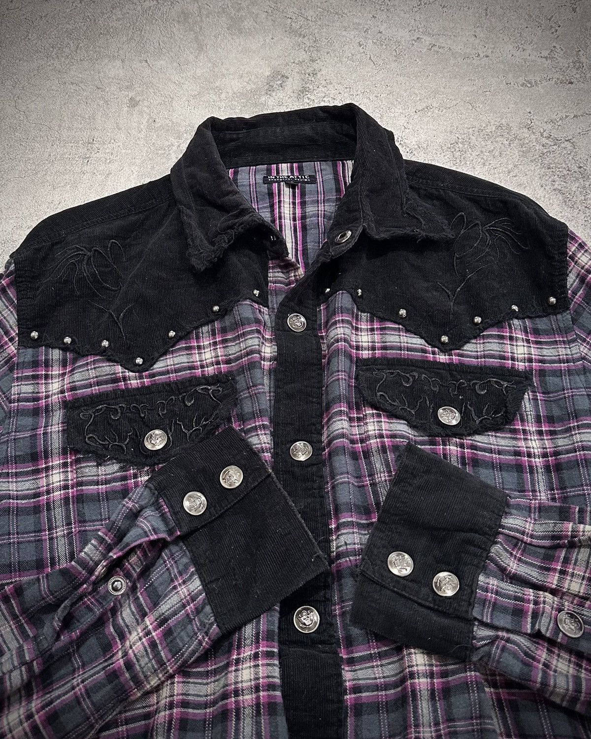 Japanese Brand Vkei In The Attic Studded Flannel Shirt Size US M / EU 48-50 / 2 - 8 Thumbnail