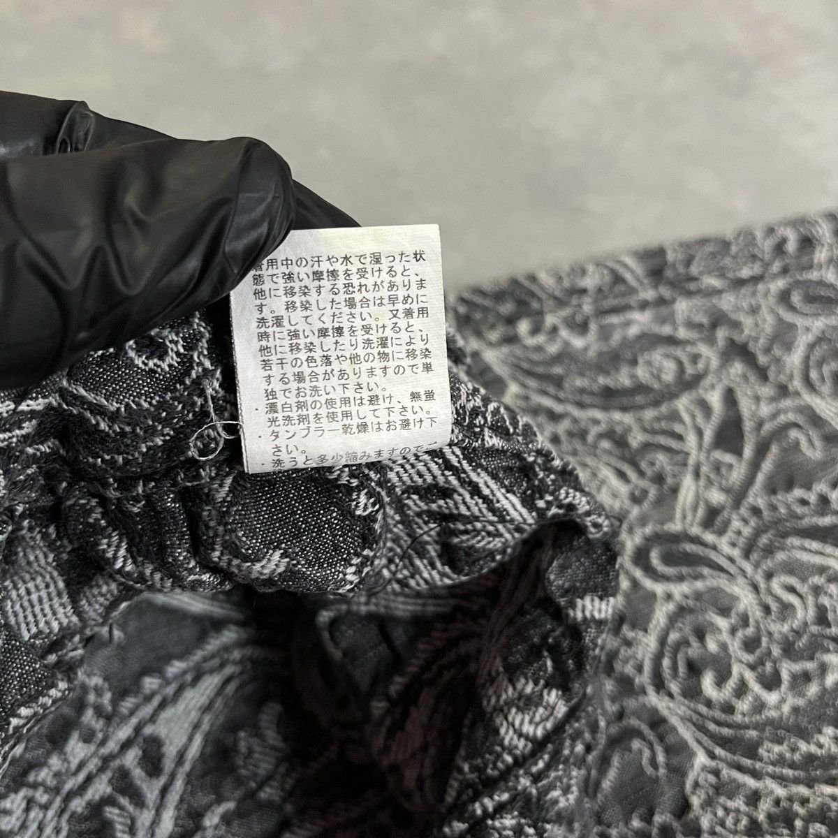 Japanese Brand Japanese Paisley Flared Denim – Y2K Rock Star Bell Bottoms Size US 27 - 9 Thumbnail