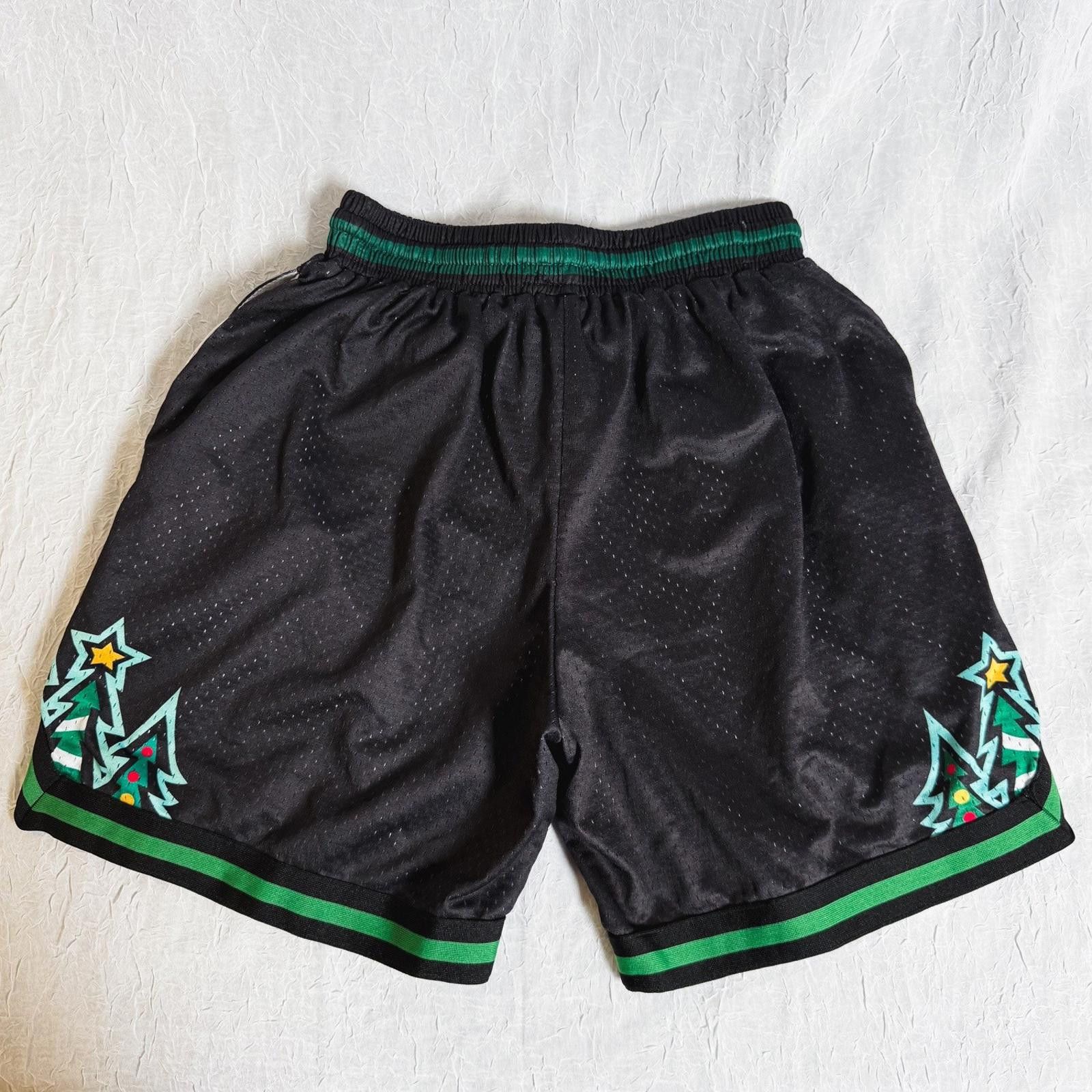 Designer BOOMLEMON Christmas Trees Basketball Shorts Mens S Holiday Size US 30 / EU 46 - 5 Thumbnail
