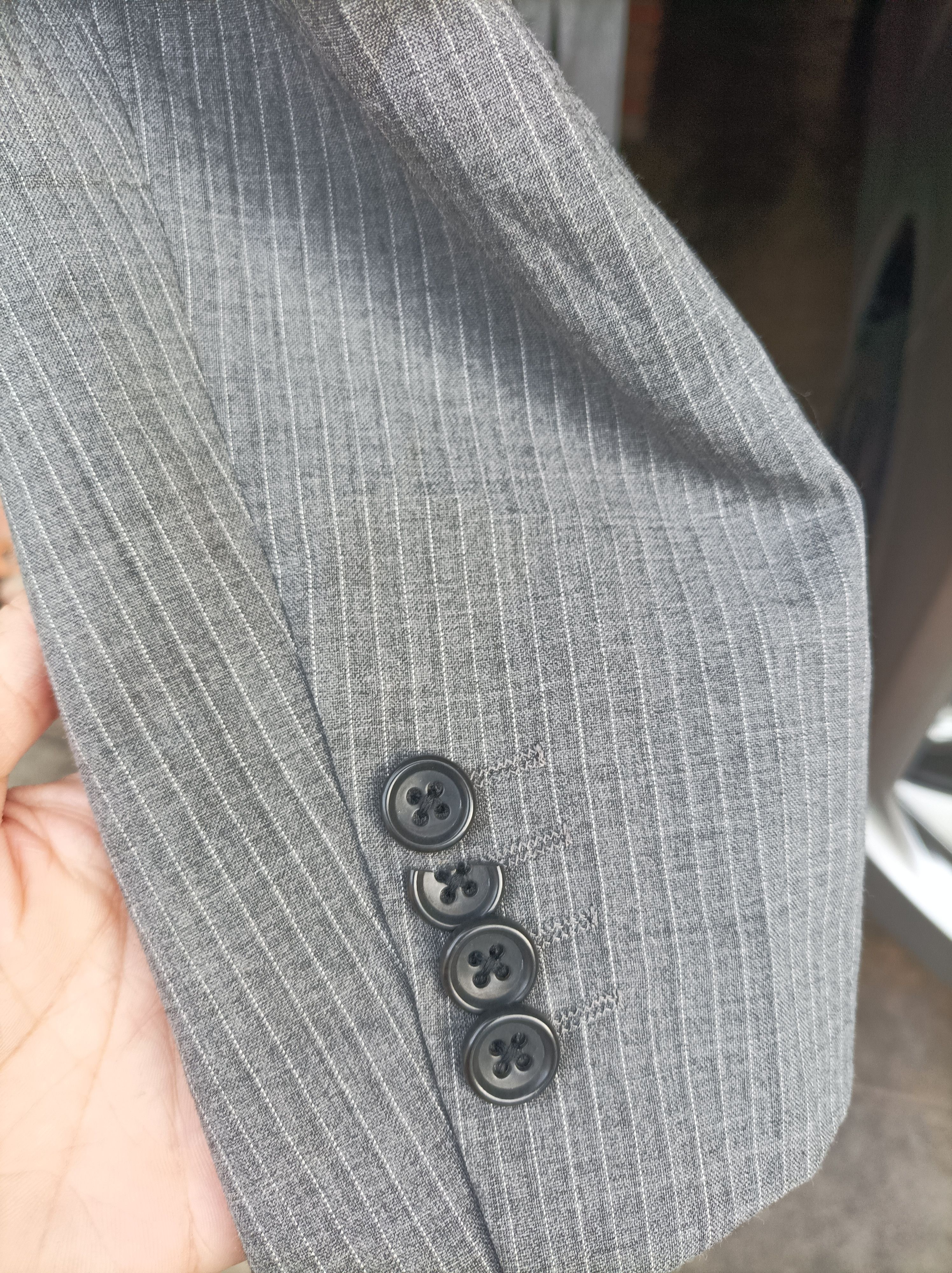 Yohji Yamamoto (J884) A.A.R. Limited Edition Japan Gray Strip Jacket Size 36R - 14 Thumbnail