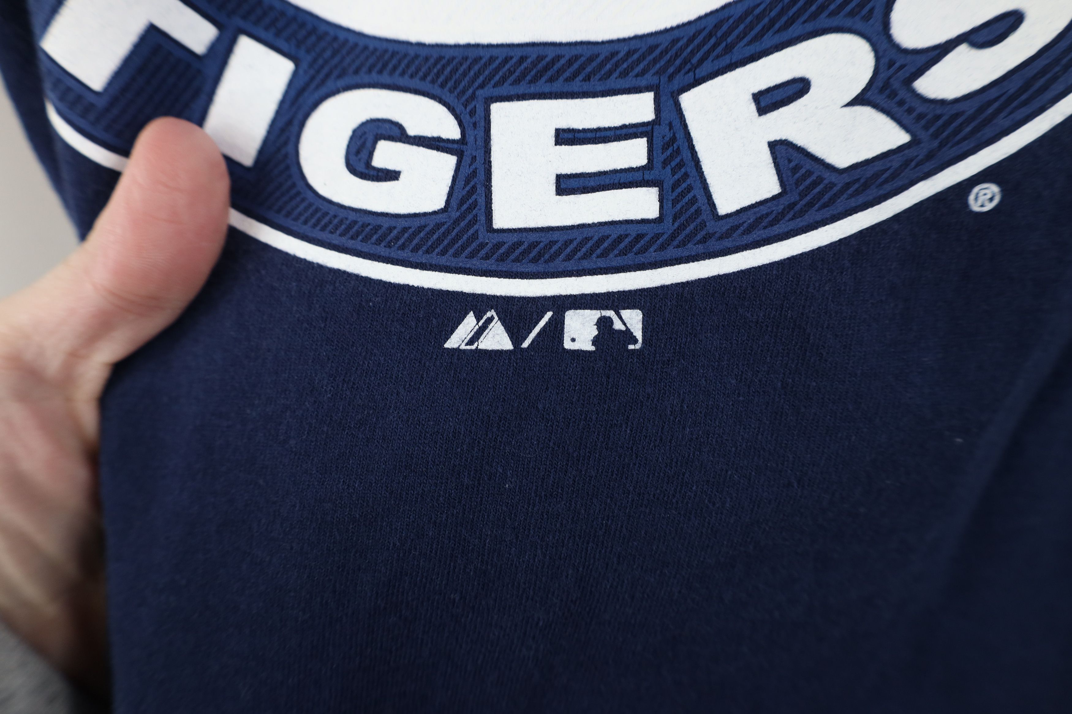 Majestic Vintage Y2K Majestic Detroit Tigers Baseball T-Shirt Blue Size US L / EU 52-54 / 3 - 6 Thumbnail
