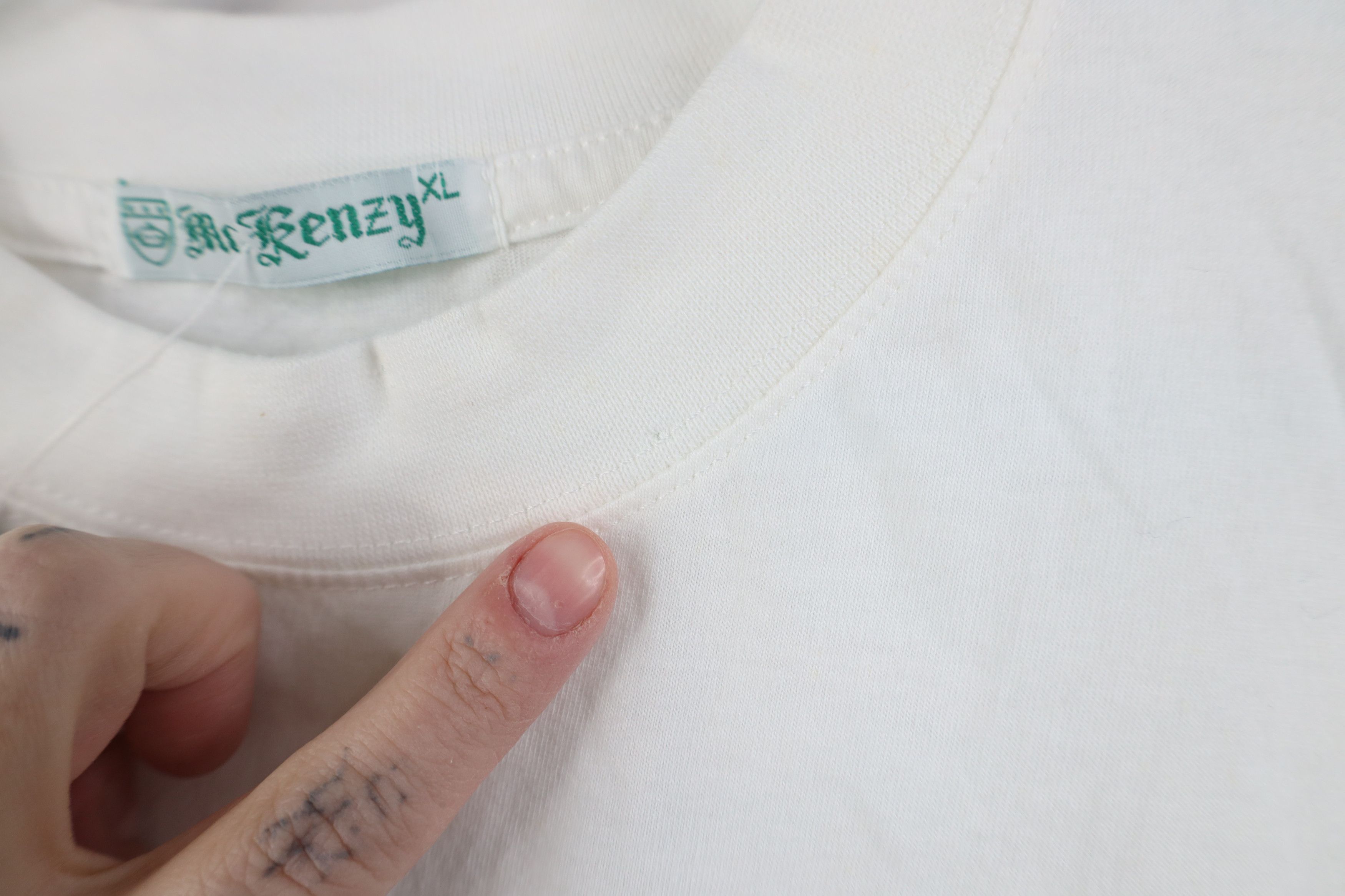 Vintage Deadstock Vintage 90s Streetwear Emanuele Italy T-Shirt Size US XL / EU 56 / 4 - 6 Thumbnail