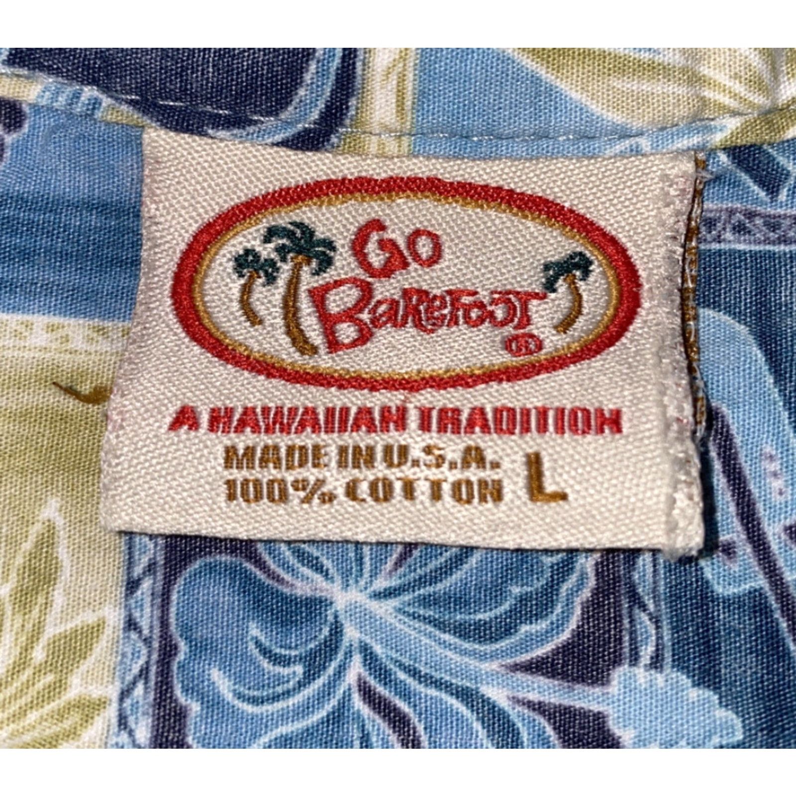 Vivobarefoot Go Barefoot Hawaiian Shirt Mens L Blue Beige Surfboard Guitar Print Button-Up Size US L / EU 52-54 / 3 - 6 Thumbnail
