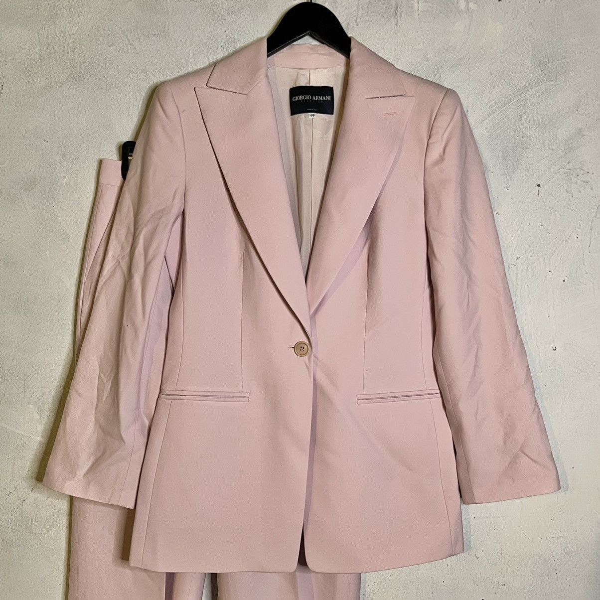 image of Wool Giorgio Armani Classic Women’S Pink Suit, Women's (Size Small)