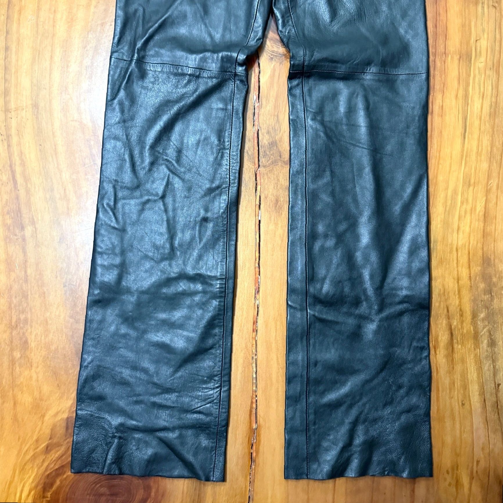 Bcbgmaxazria VINTAGE BCBGMAXAZRIA Pants Leather Bootcut Y2K Women's 4 Black, 28W Inseam 32, Flat Front, Zip, Dry Clean Only, Chic, Casual, Biker Lined Size 27" / US 4 / IT 40 - 2 Thumbnail