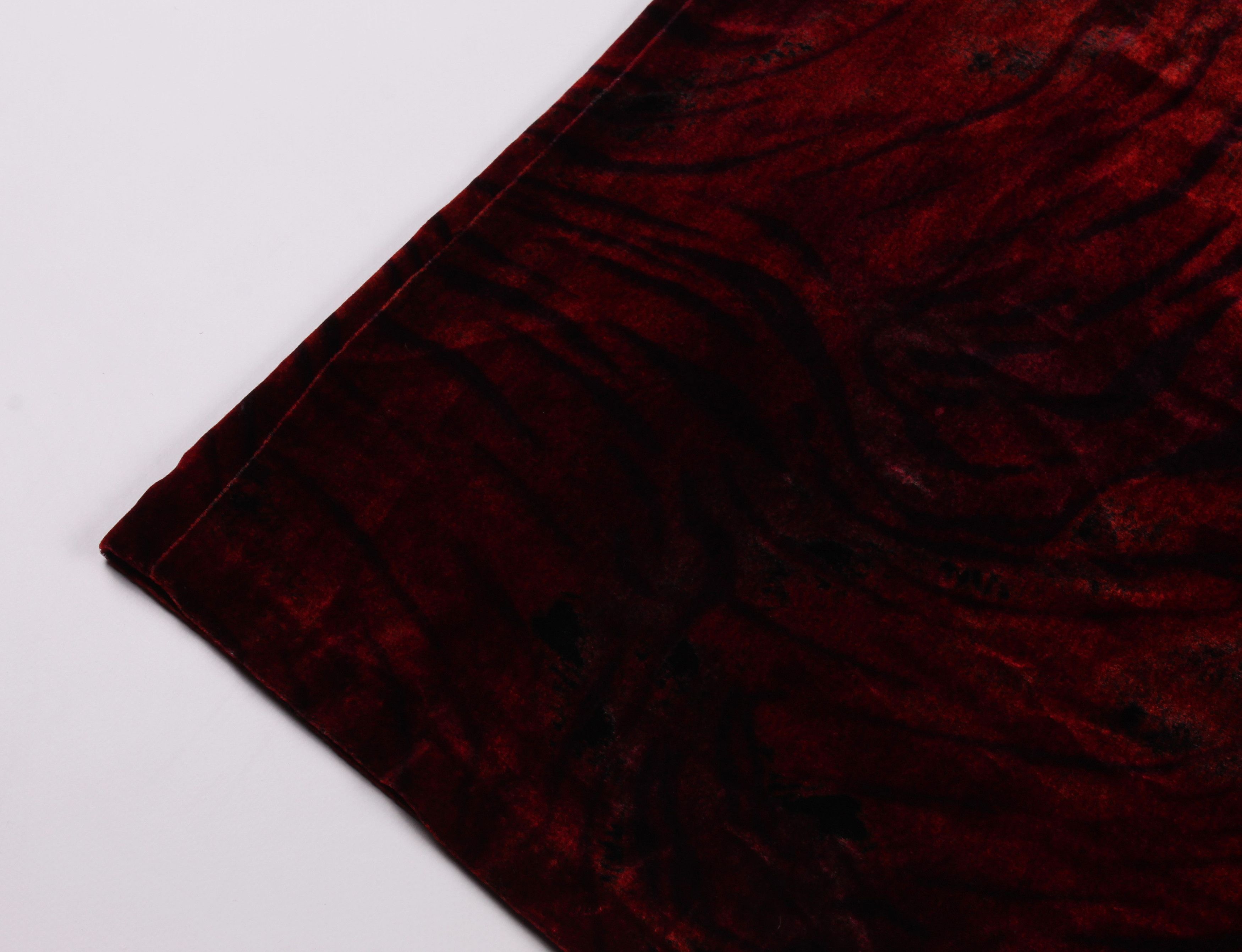 Cavalli Class Vintage Class Roberto Cavalli Velour Red Midi Skirt Size 28" / US 6 / IT 42 - 3 Thumbnail