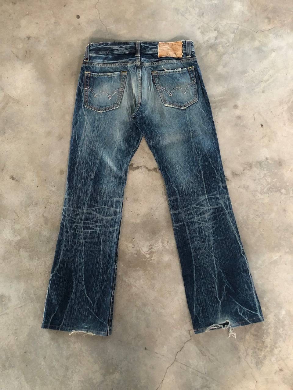 Edwin Vintage Edwin Flare Made In Japan Crazy Art Size 31" - 2 Thumbnail