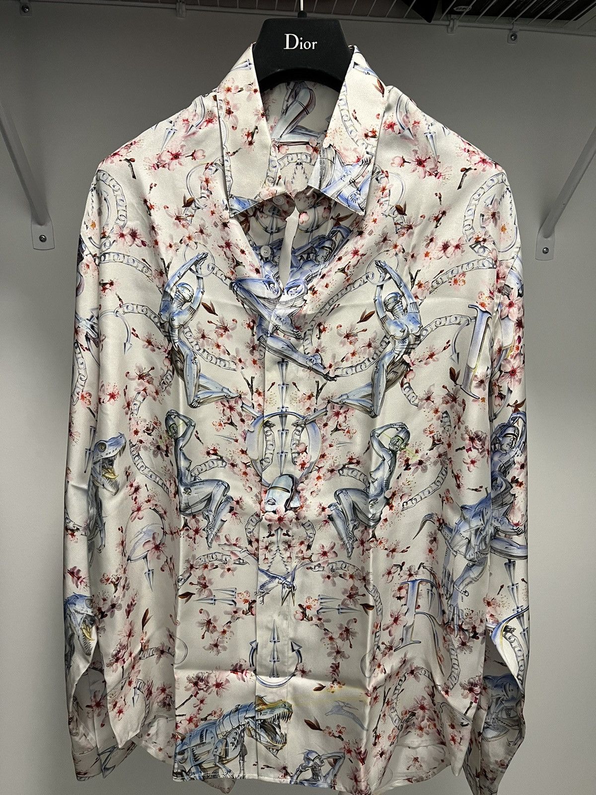 Dior Dior men 2019 sorayama shirt Size US S / EU 44-46 / 1 - 1 Thumbnail