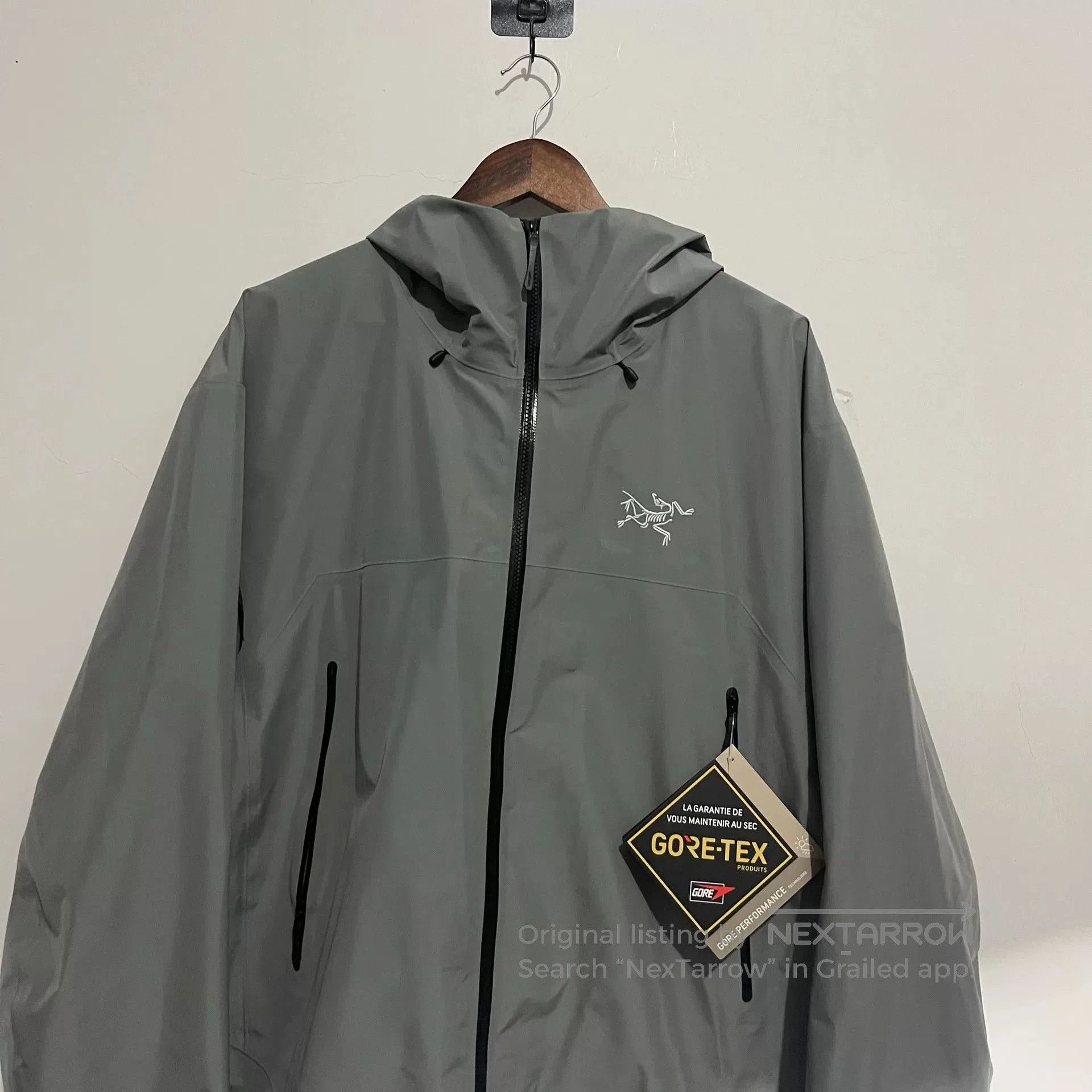 Arc'teryx Arcteryx Beta Lightweight Jacket for Men. Size US XL / EU 56 / 4 - 3 Thumbnail