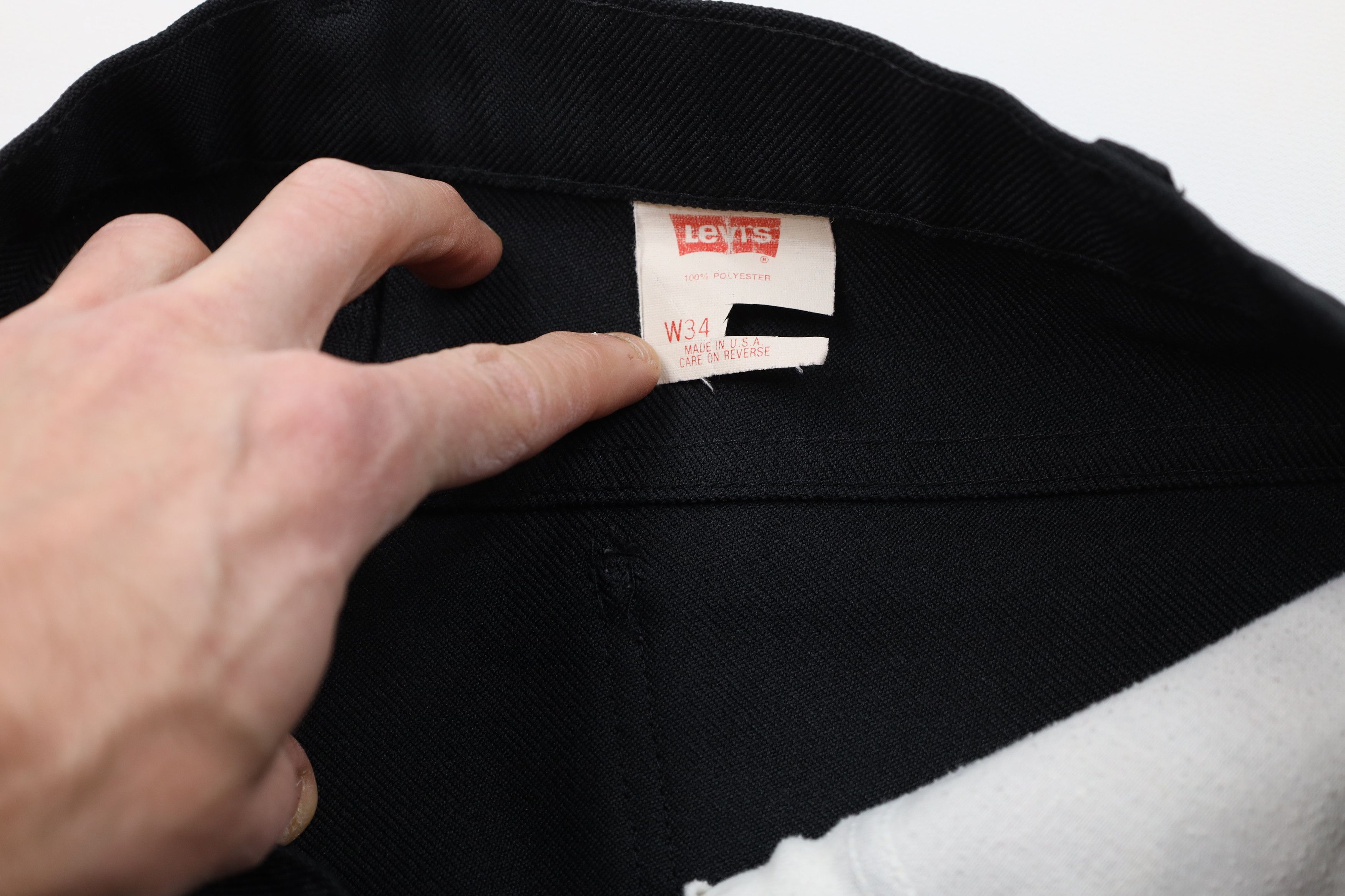 Levi's Vintage 90s Levis Flared Wide Leg Chino Pants Black USA Size US 34 / EU 50 - 8 Thumbnail