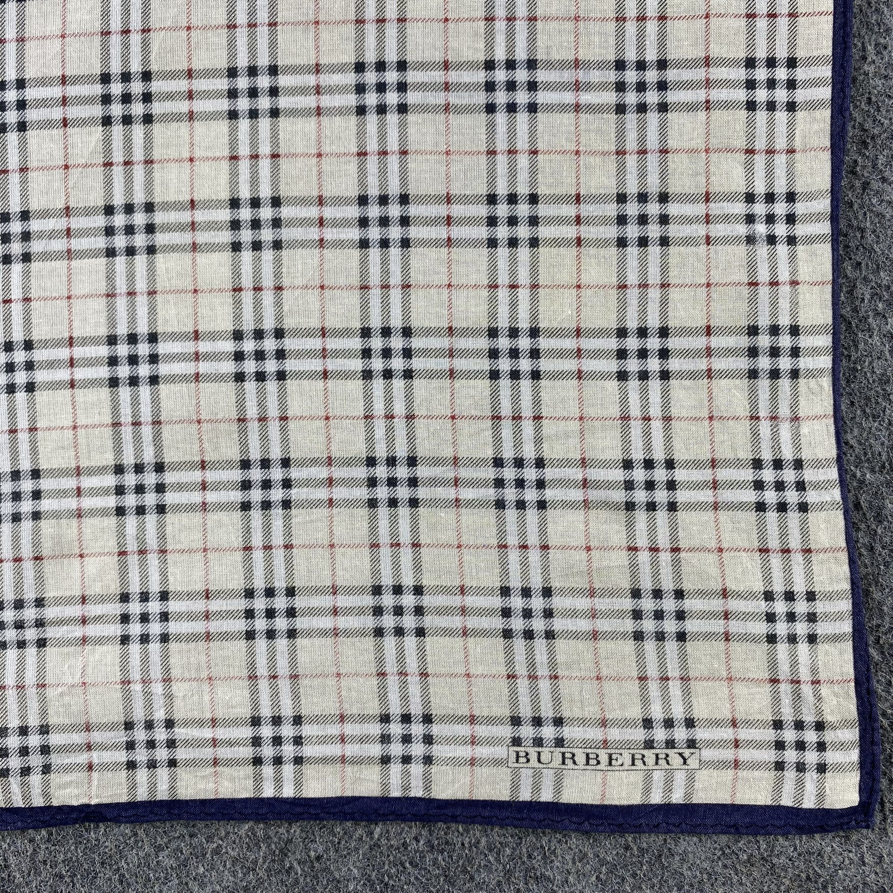 Burberry × Vintage Burberry Handkerchief/Neckerchief/Bandana HC701 Size ONE SIZE - 3 Thumbnail
