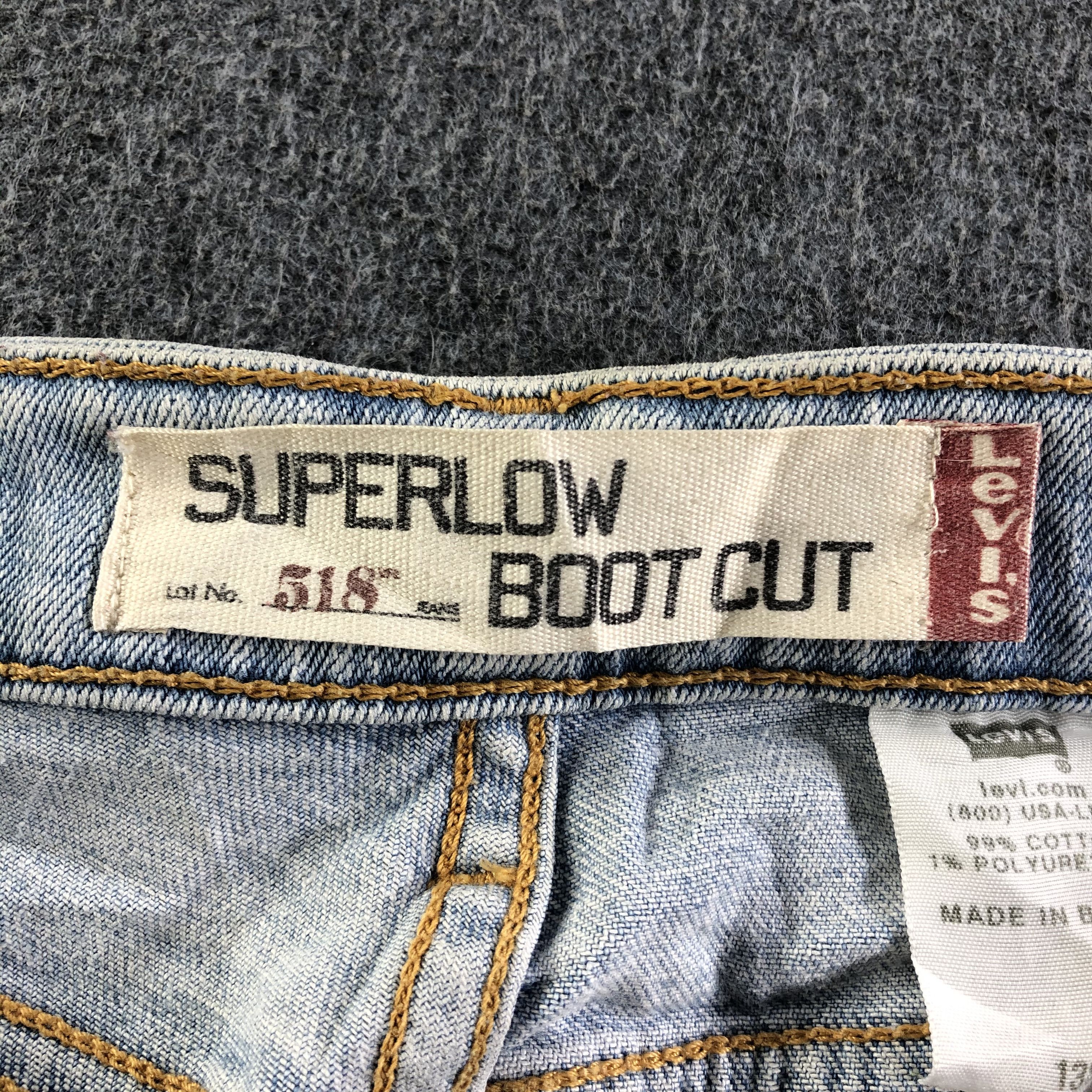 Levi's Vintage Light Wash Levis 518 Jeans-J4080 Size US 35 - 9 Thumbnail
