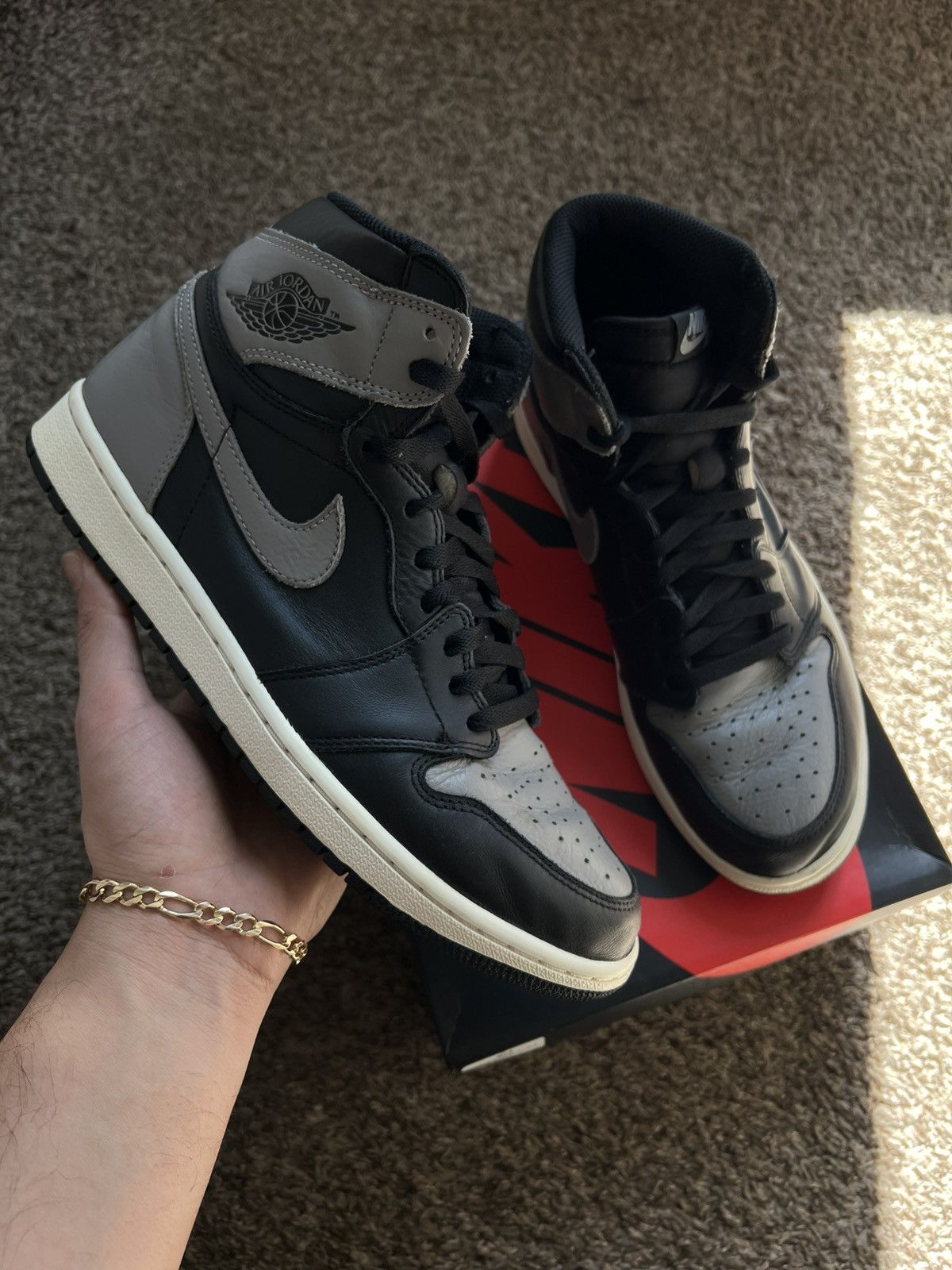 Size 10.5 Jordan 1 Retro OG High 2018 Ship Fast 555088-013