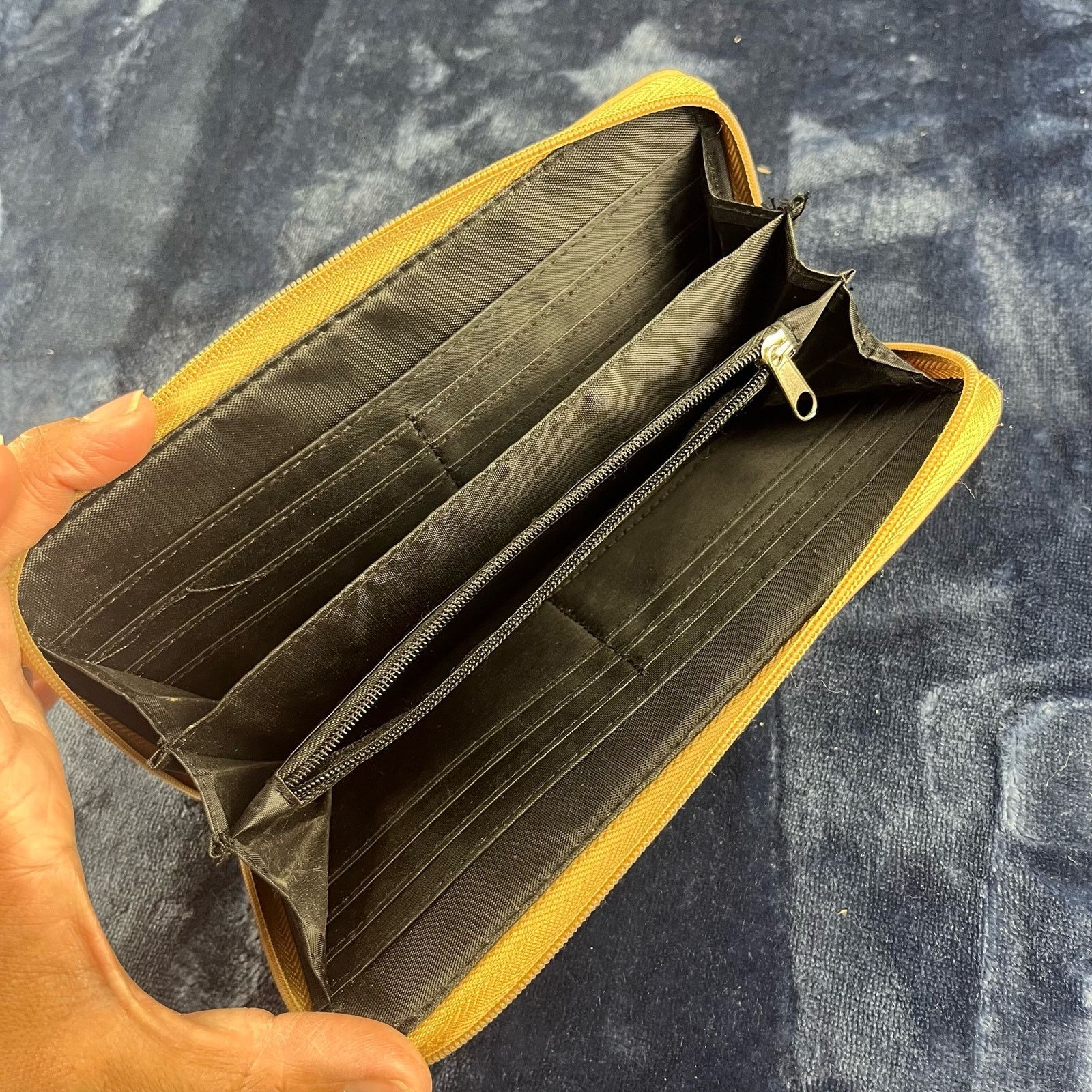 Joe's Joe's Jeans Clutch Wallet Change Purse 12 Cards 8" by 4.5" Size ONE SIZE - 2 Thumbnail
