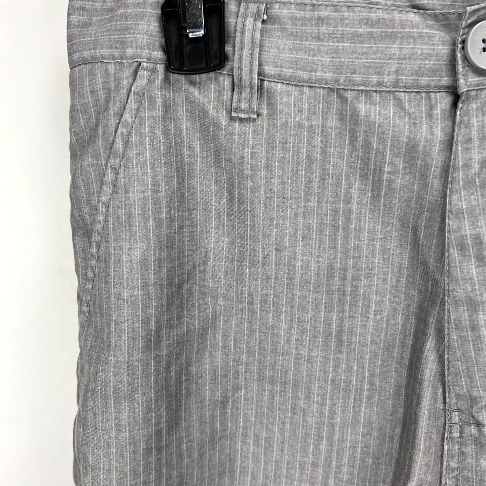 Billabong Billabong Submersibles Men’s Gray Shorts Size 30 Waist Pinstripe Chino 9.5” Inseam Casual Ready Wear Womens? Size US 30 / EU 46 - 2 Thumbnail