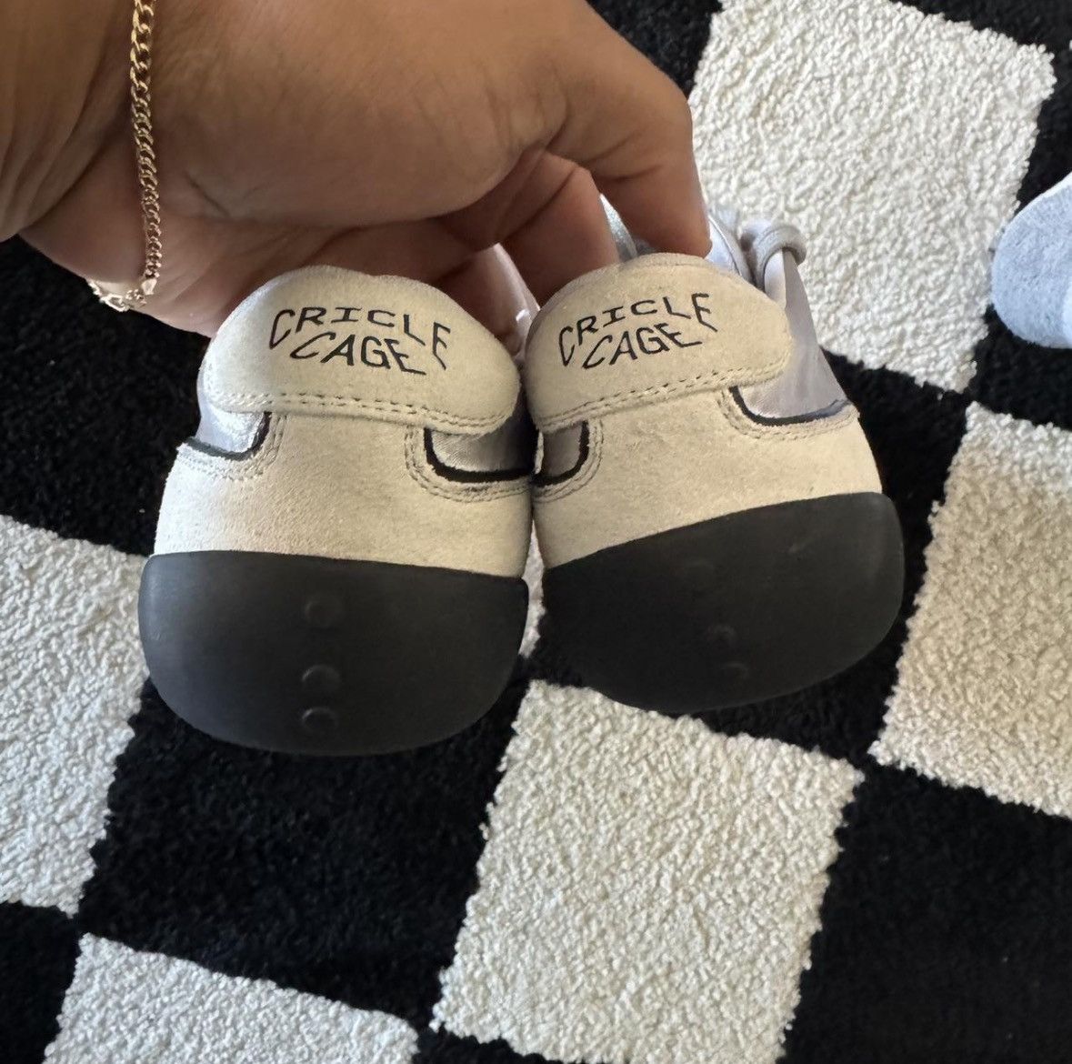 Other Circle Cage Silver Sneakers Size US 7.5 / EU 40-41 - 4 Thumbnail