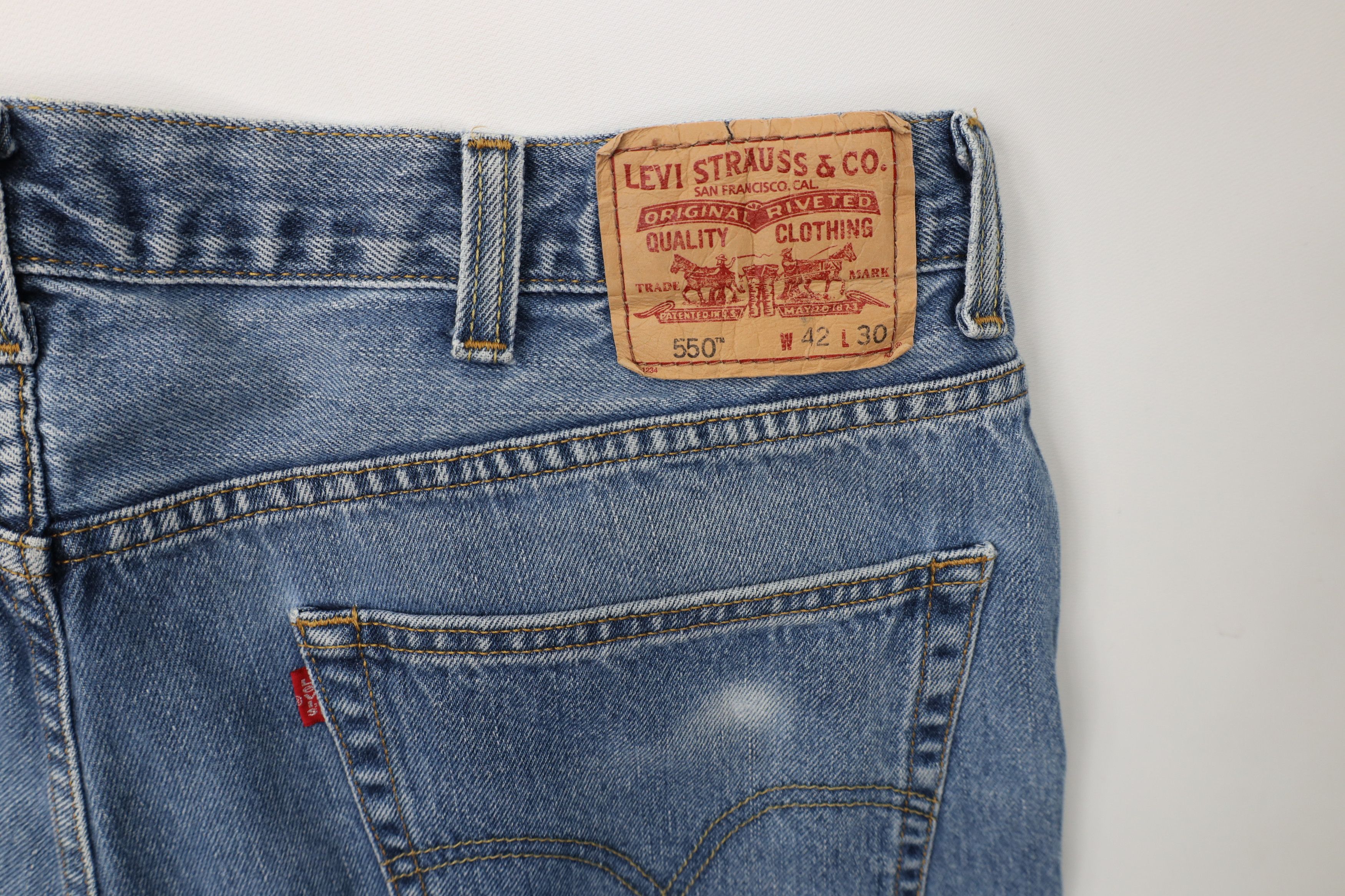 Levi's Vintage Y2K Levis 550 Relaxed Fit Denim Jeans Blue Cotton Size US 42 / EU 58 - 15 Thumbnail