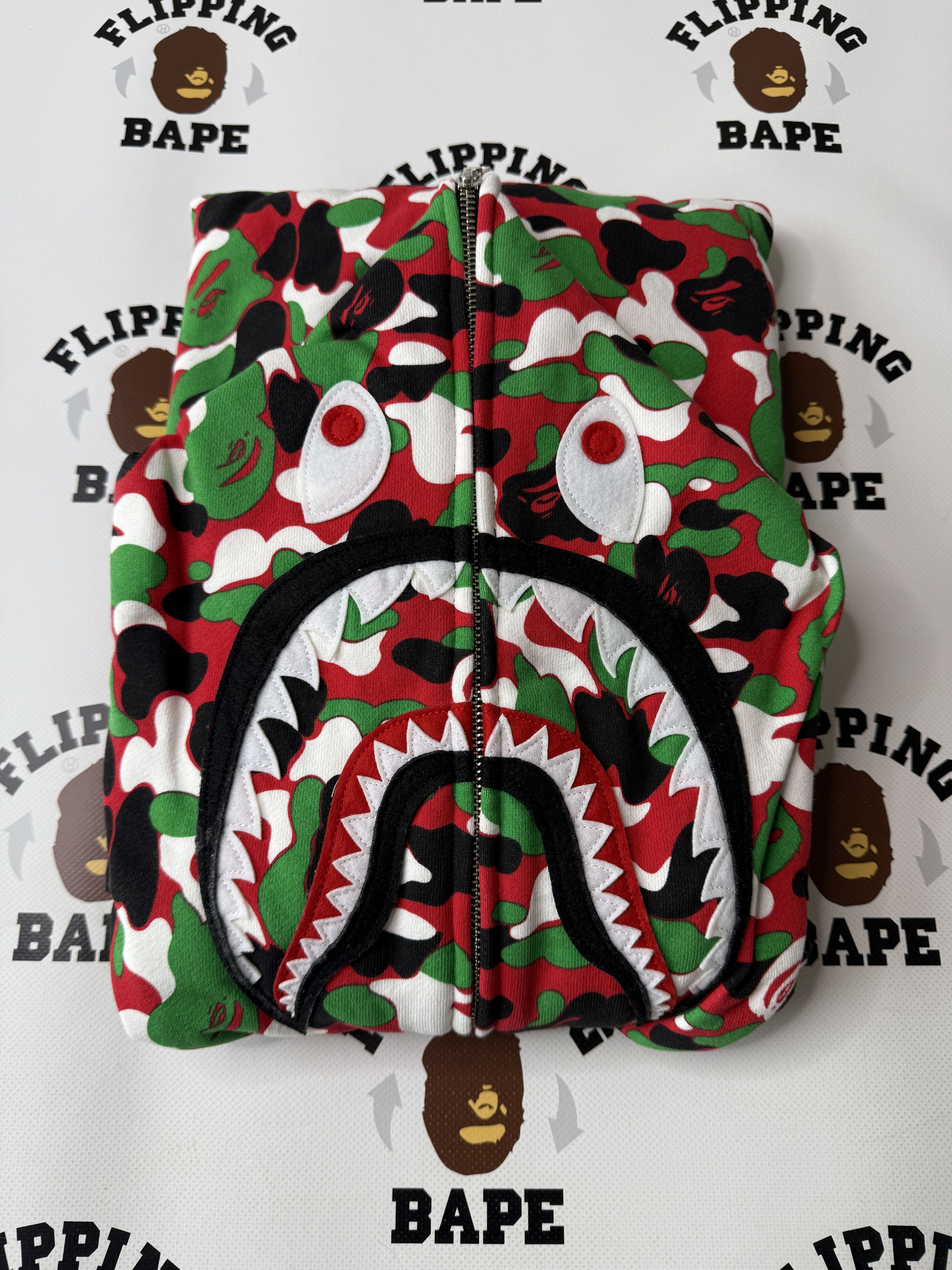 Bape BAPE DUBAI SEPARATE SHARK FULL ZIP HOODIE Size US XL / EU 56 / 4 - 16 Thumbnail