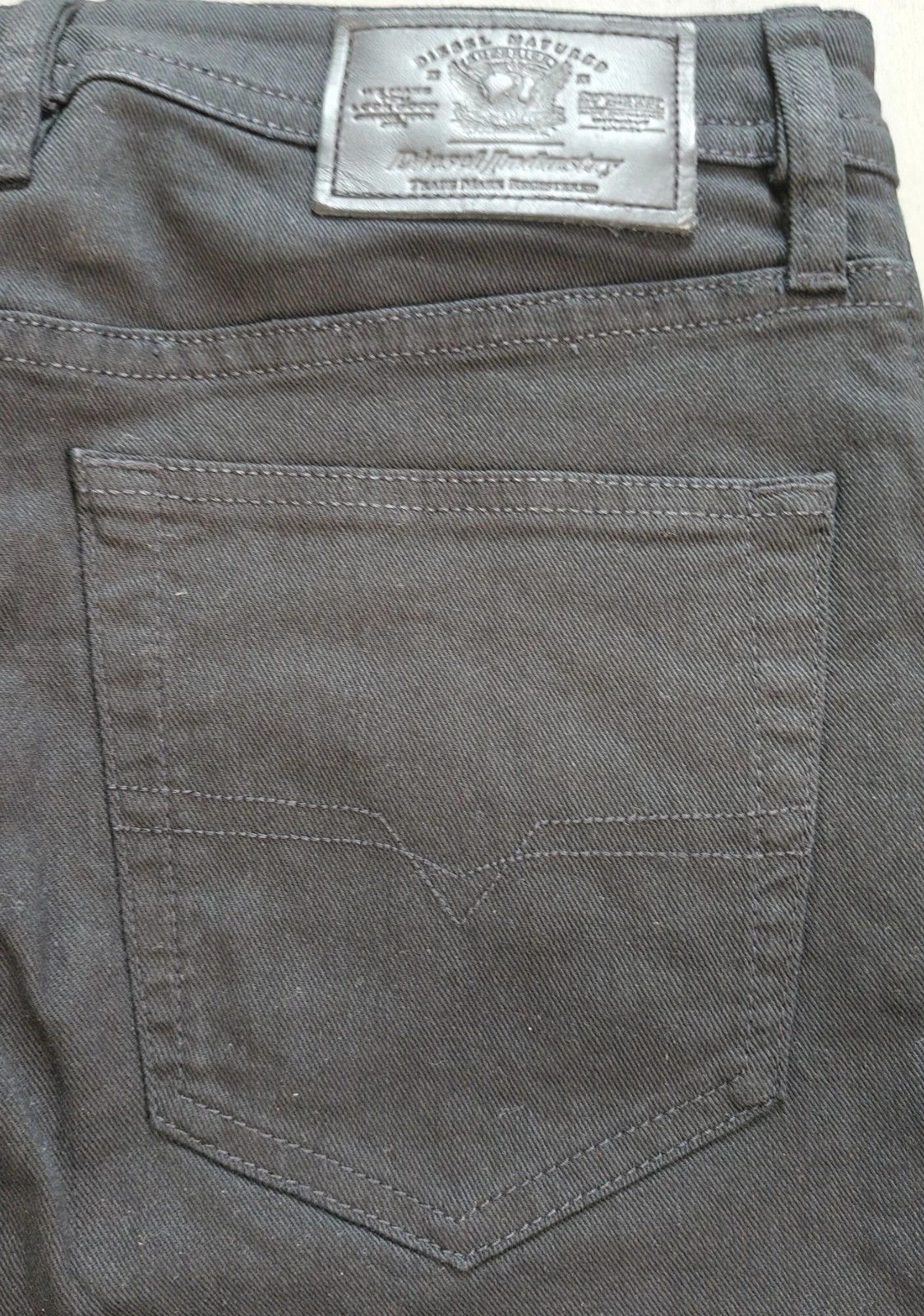 Diesel Diesel BUSTER L.32 MENS JEANS T/9579 Size US 30 / EU 46 - 9 Thumbnail