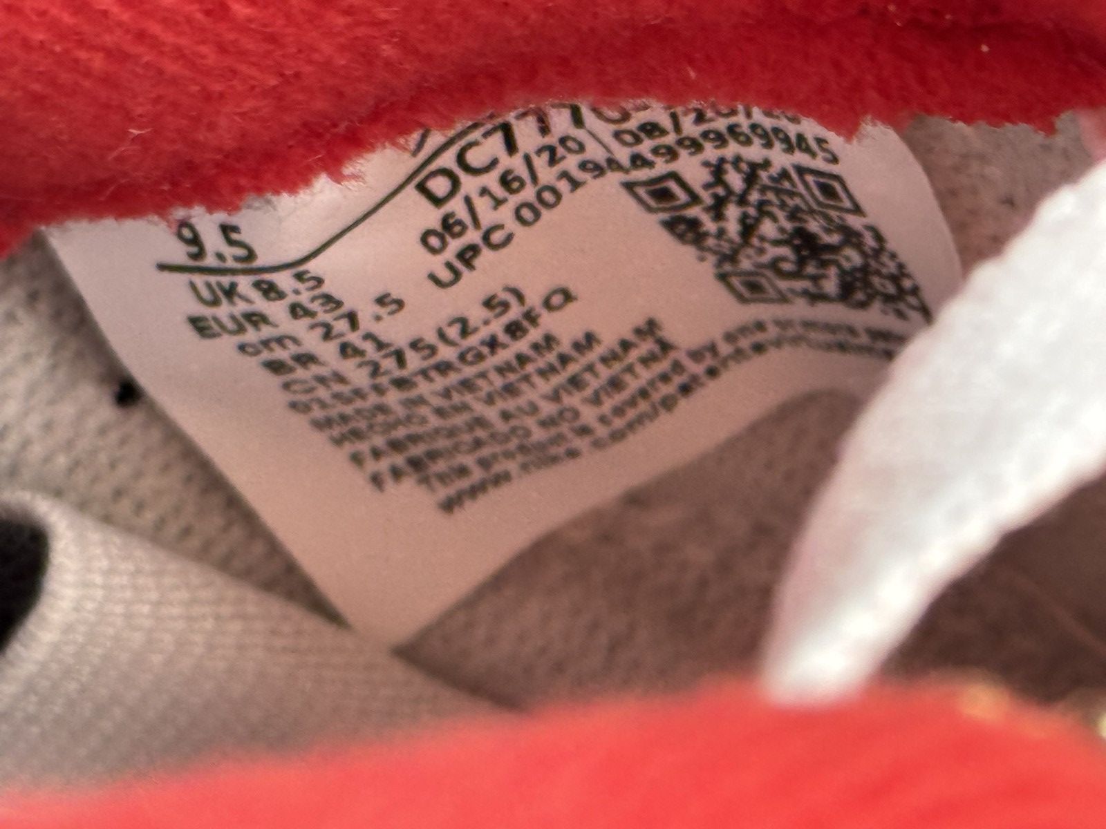 Jordan Brand Air Jordan IV Fire Red 2020 Size US 9.5 / EU 42-43 - 7 Thumbnail