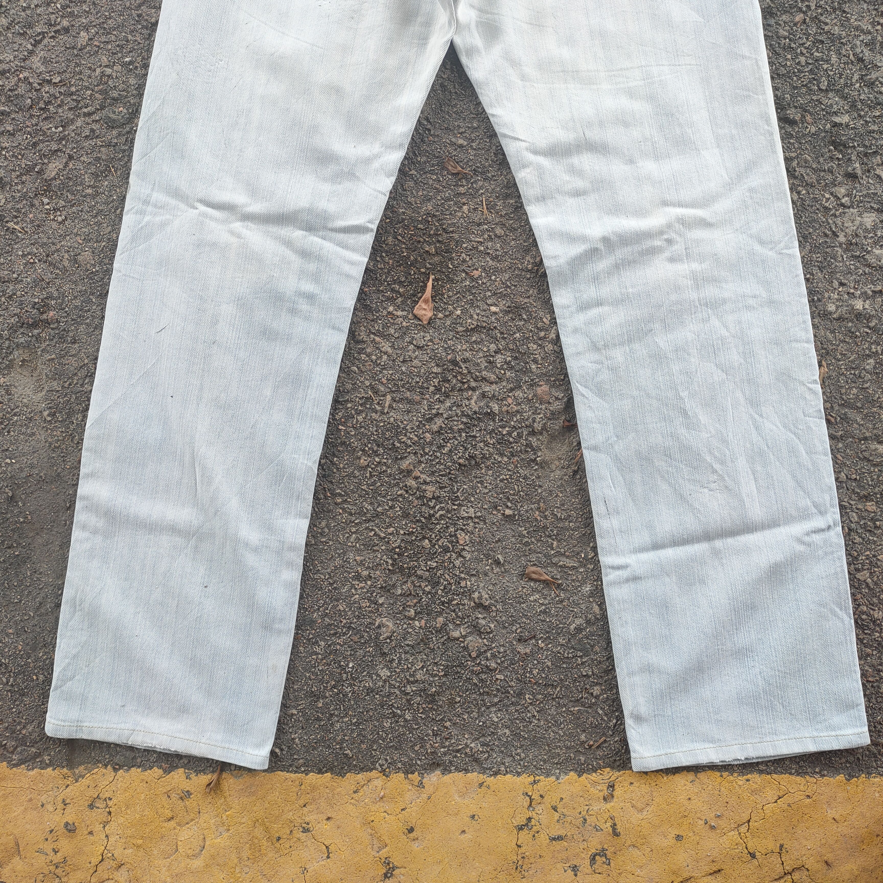 Japanese Brand VINTAGE JAPANESE S002 FADED LIGHT WASH JEANS DENIM PANTS Size US 34 / EU 50 - 10 Thumbnail