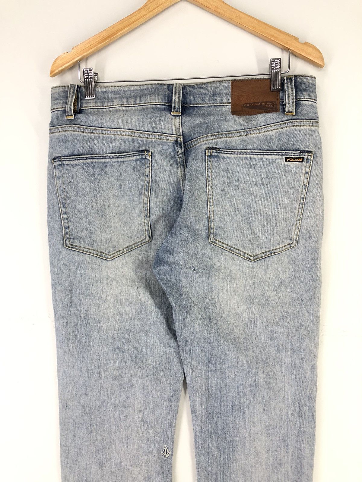 Volcom Vintage Volcom Solver Modern Straight Light Wash Jeans Size US 32 / EU 48 - 13 Thumbnail