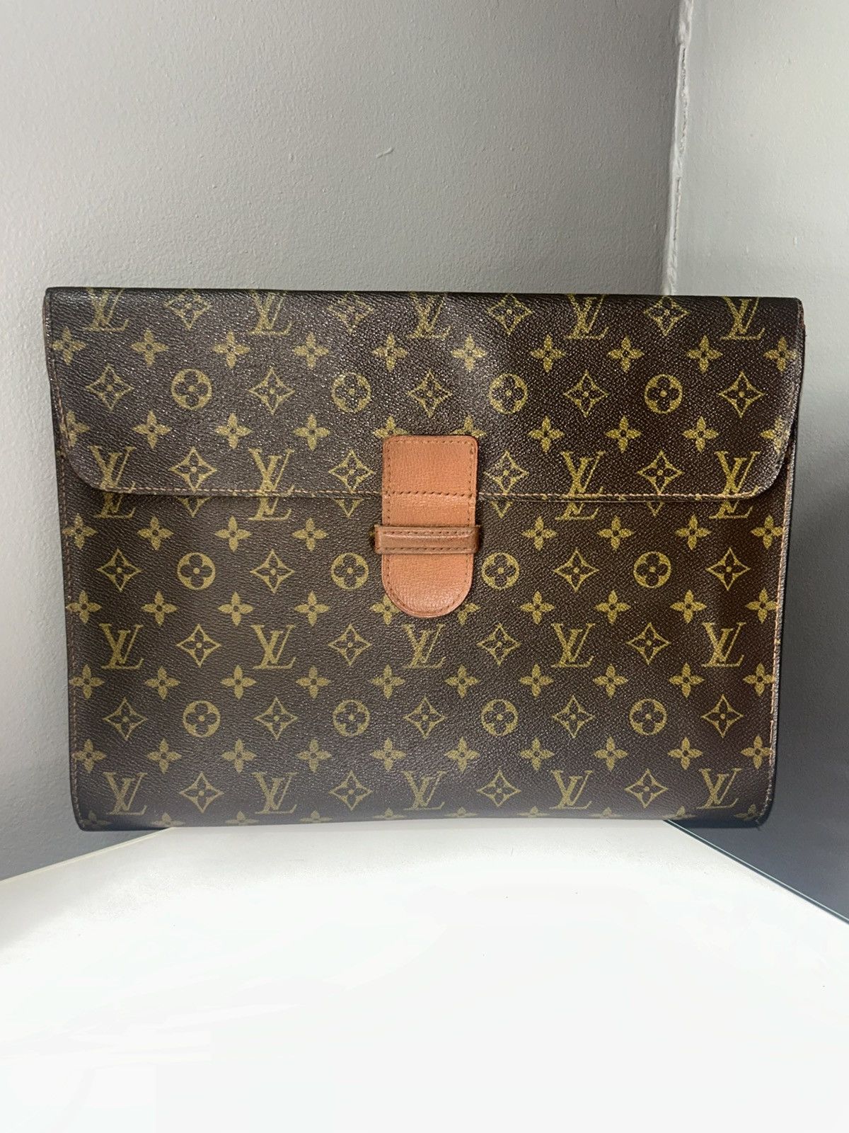 Louis Vuitton Louis Vuitton Monogram Poche Ministre Document Case w/ COA Size ONE SIZE - 1 Thumbnail