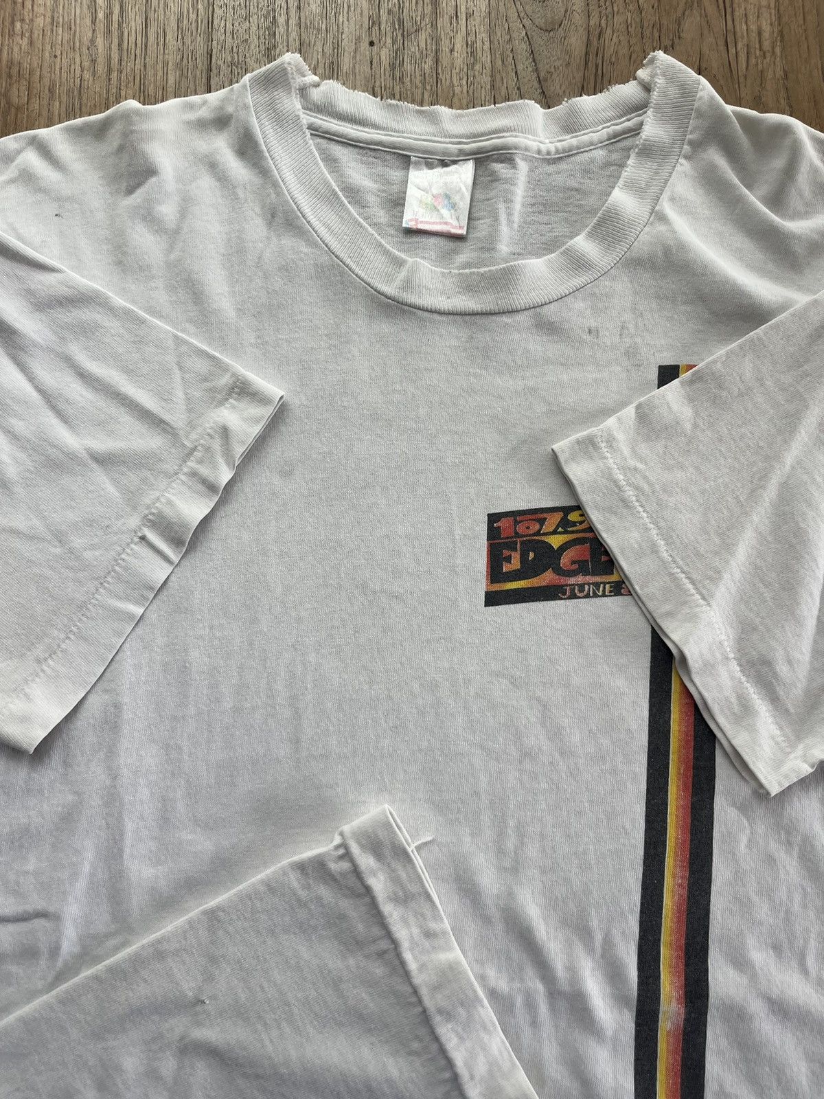Vintage Vintage PAPA 107.9 THE EDGE FEST 2 1996’s T-shirt Size US XL / EU 56 / 4 - 7 Thumbnail
