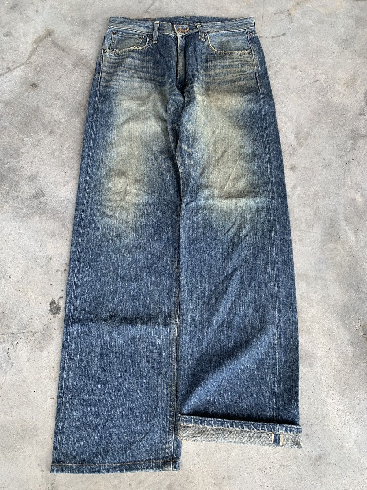Le Grande Bleu (L.G.B.) Distressed Edwin 505z selvedge denim. Size US 32 / EU 48 - 2 Thumbnail
