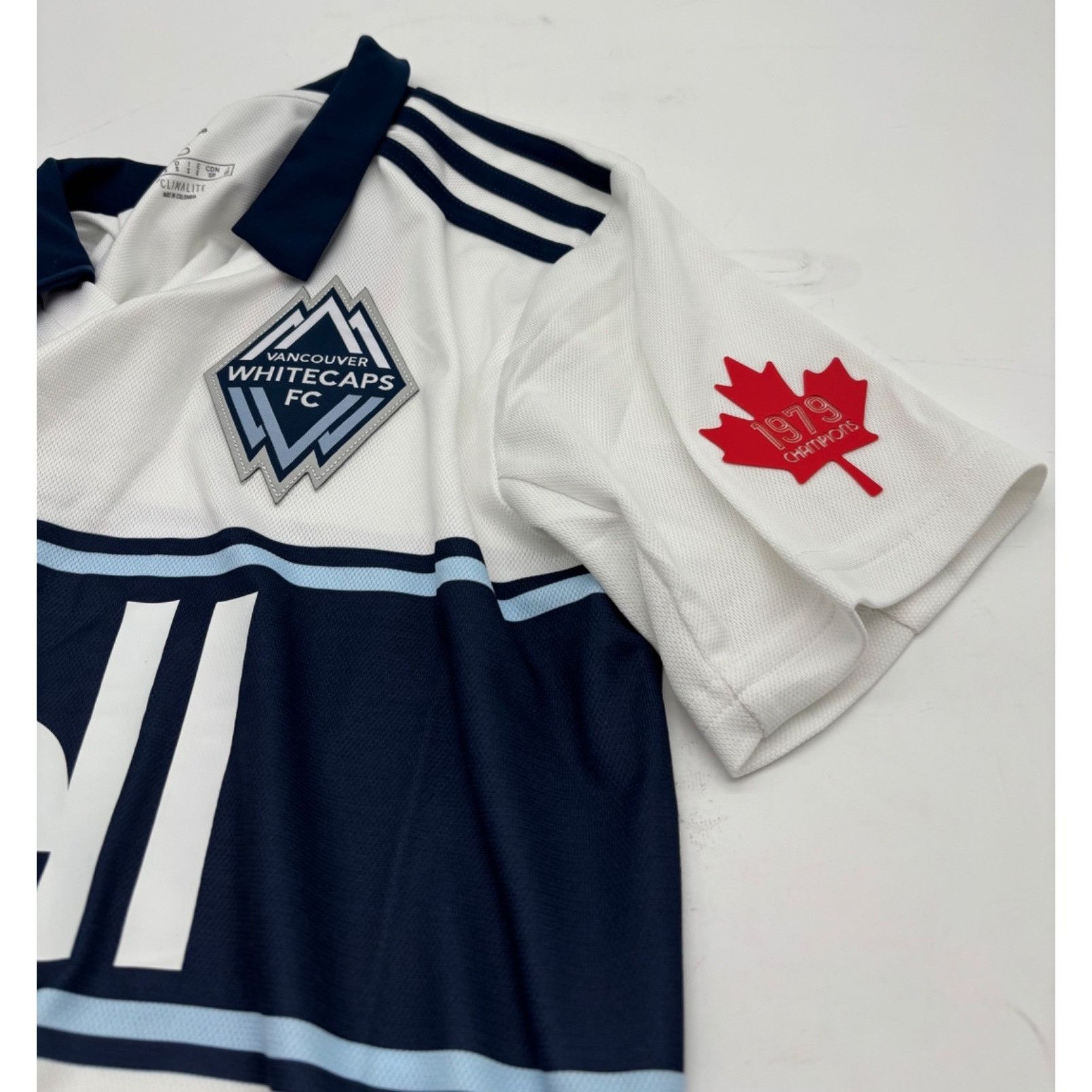 Adidas Adidas Women's Vancouver Whitecaps FC Soccer Jersey, Sz. S Size S / US 4 / IT 40 - 11 Thumbnail