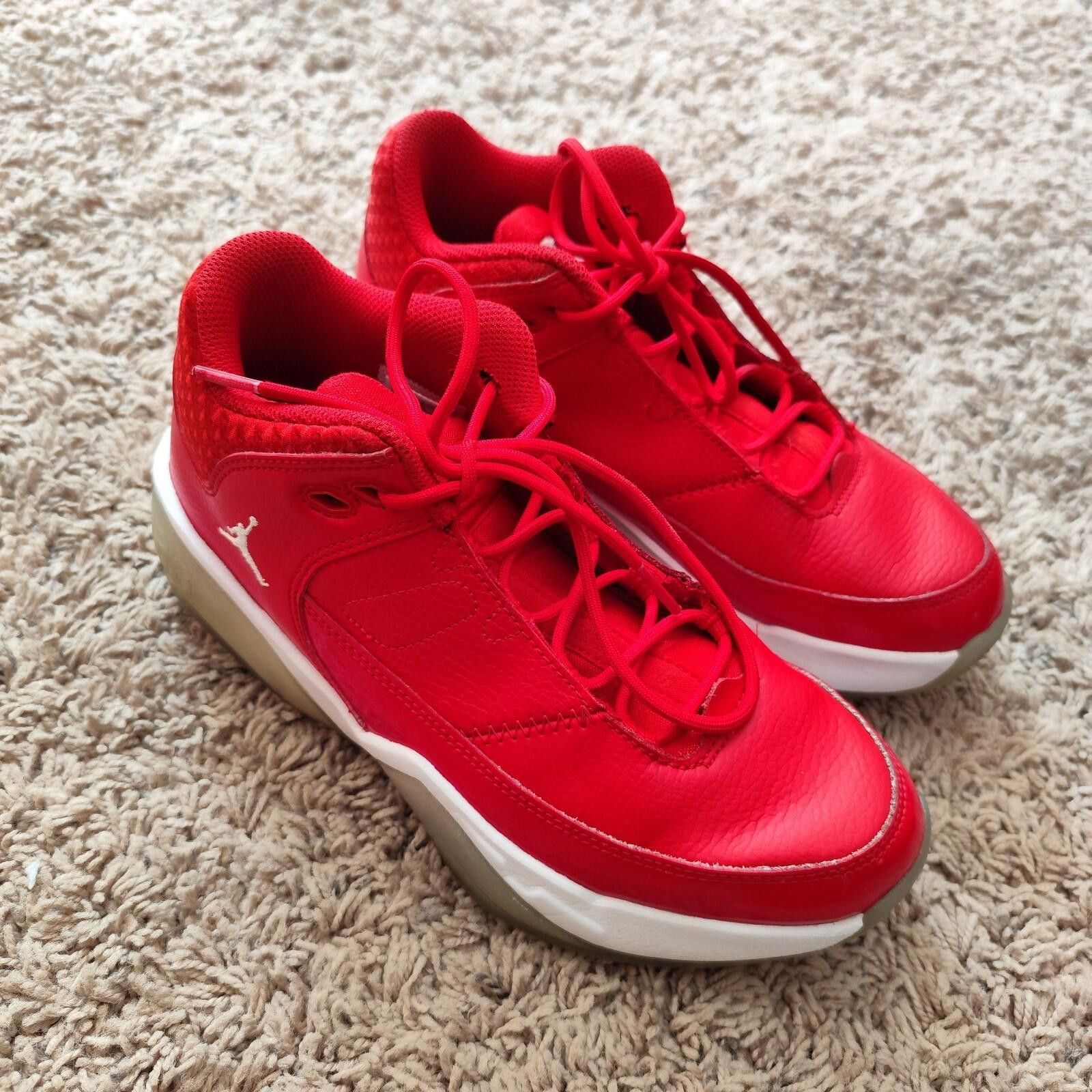 Jordan Brand jordan Air max aura 3 Red Athletic Shoes Youth Boys sz 5.5 Size US 5.5 / EU 38 - 1 Thumbnail