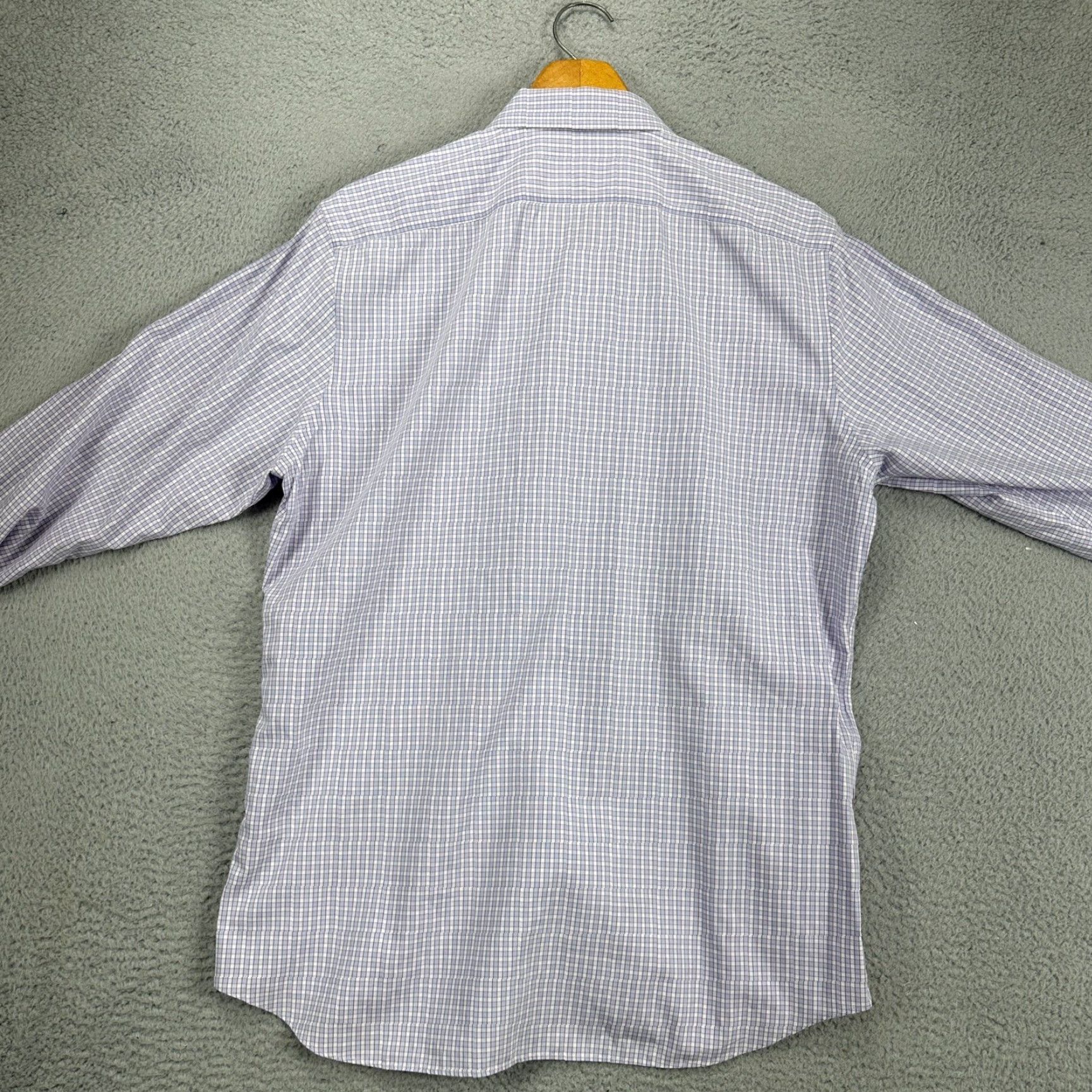 Banana Republic VINTAGE Banana Republic Men Button-Up Shirt XL Purple Blue Plaid Slim Fit Size US XL / EU 56 / 4 - 4 Thumbnail