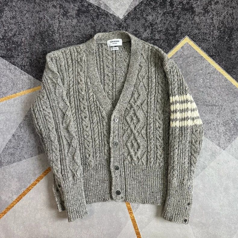 Thom Browne Thom Browne size4 Four stripe thick woven lacy wool sweater Size US XL / EU 56 / 4 - 1 Thumbnail