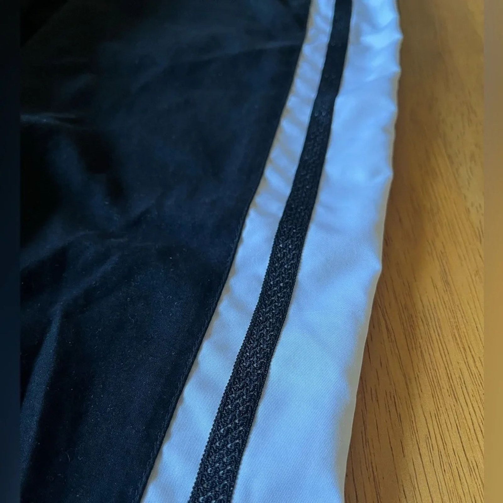 Nike Nike black and white athletic pants, size Medium. Size US 30 / EU 46 - 2 Thumbnail