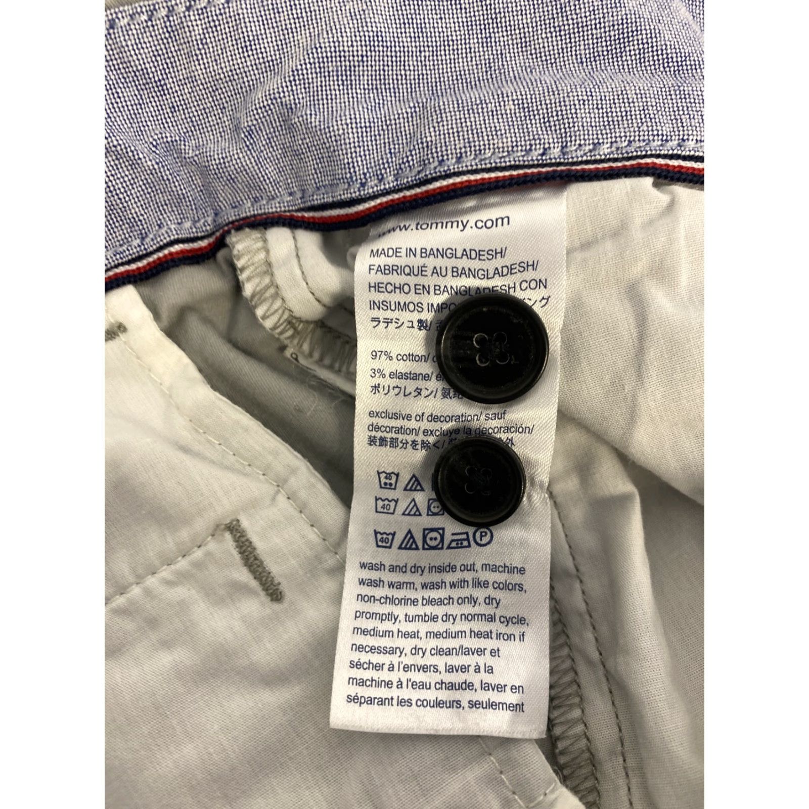 Tommy Hilfiger Tommy Hilfiger Shorts Mens 32 Bermuda Gray Flat Front Golf Rugby /96-51 Regular Size 32 Bermuda Gray Front Flat Knit? Size US 32 / EU 48 - 8 Thumbnail