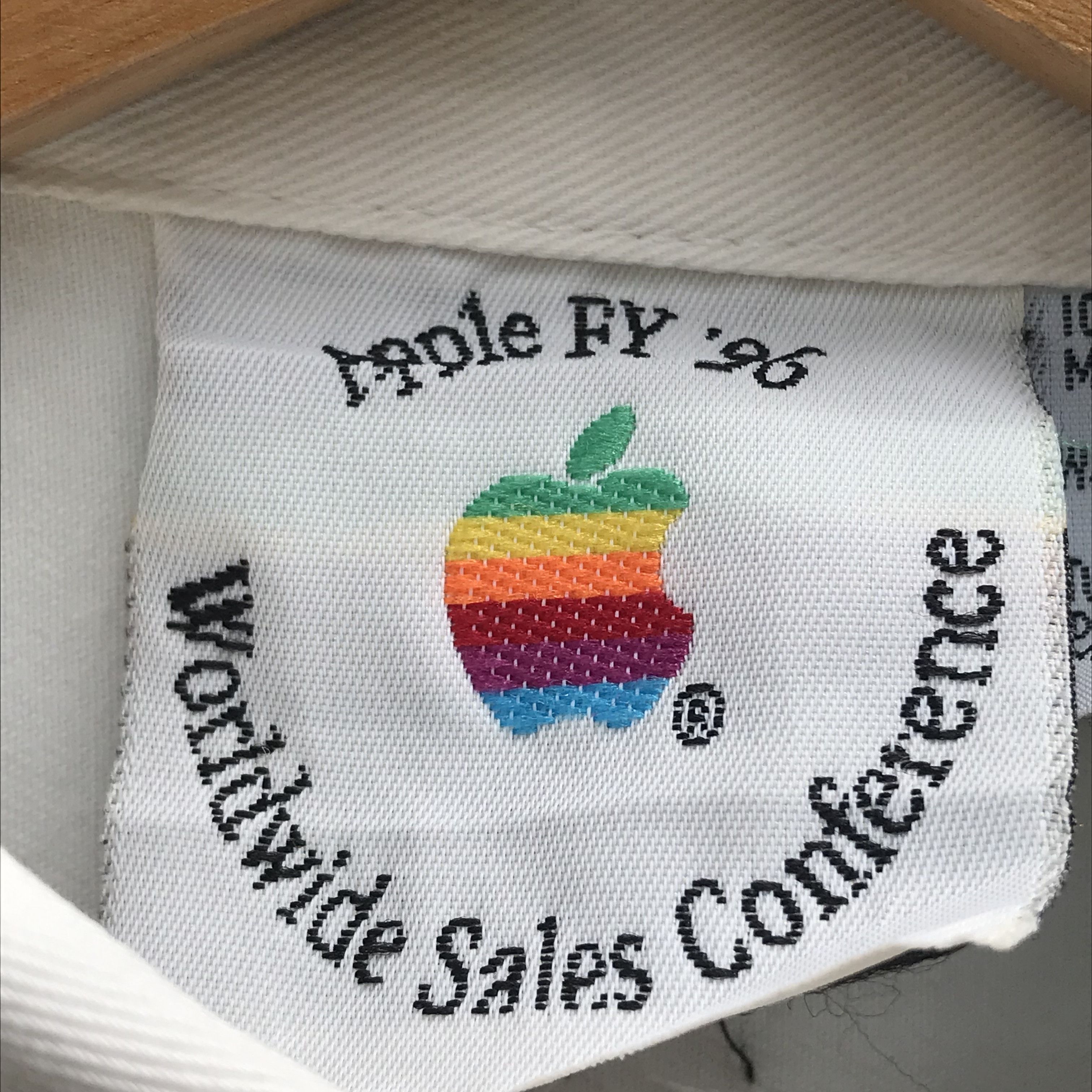 Apple Apple fy 1996 World wide sales conference WWDC Size US S / EU 44-46 / 1 - 5 Thumbnail
