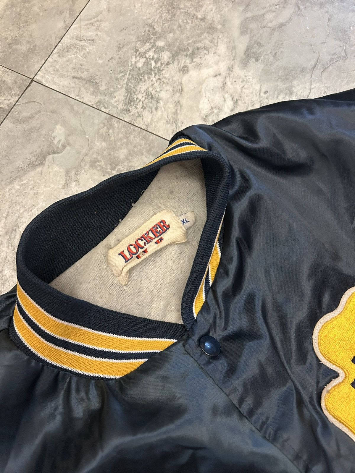 Other Vintage Notre Dame Locker Spell Out Satin Bomber Jacket - XL Size US XL / EU 56 / 4 - 23 Thumbnail