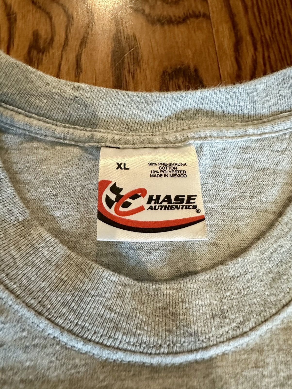 Chase Authentics × Hanes × NASCAR Jimmie Johnson 2006 NASCAR TShirt XL Y2K XL Hanes Beefy Size US XL / EU 56 / 4 - 3 Thumbnail