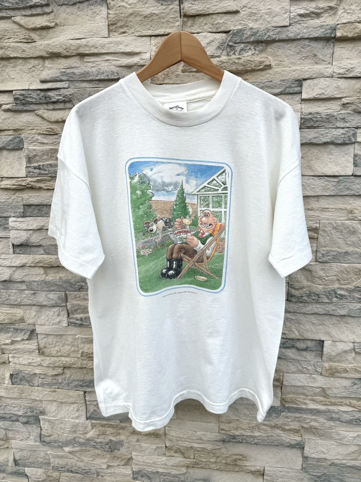 Vintage Wallace and Gromit 1989 vintage t-shirt Size US XL / EU 56 / 4 - 1 Thumbnail