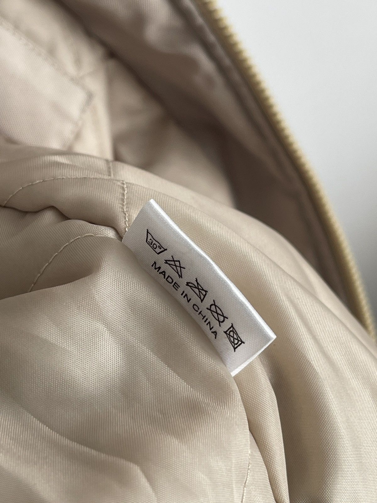 Vintage Vintage innocenti bomber beige light jacket logo Size US L / EU 52-54 / 3 - 9 Thumbnail