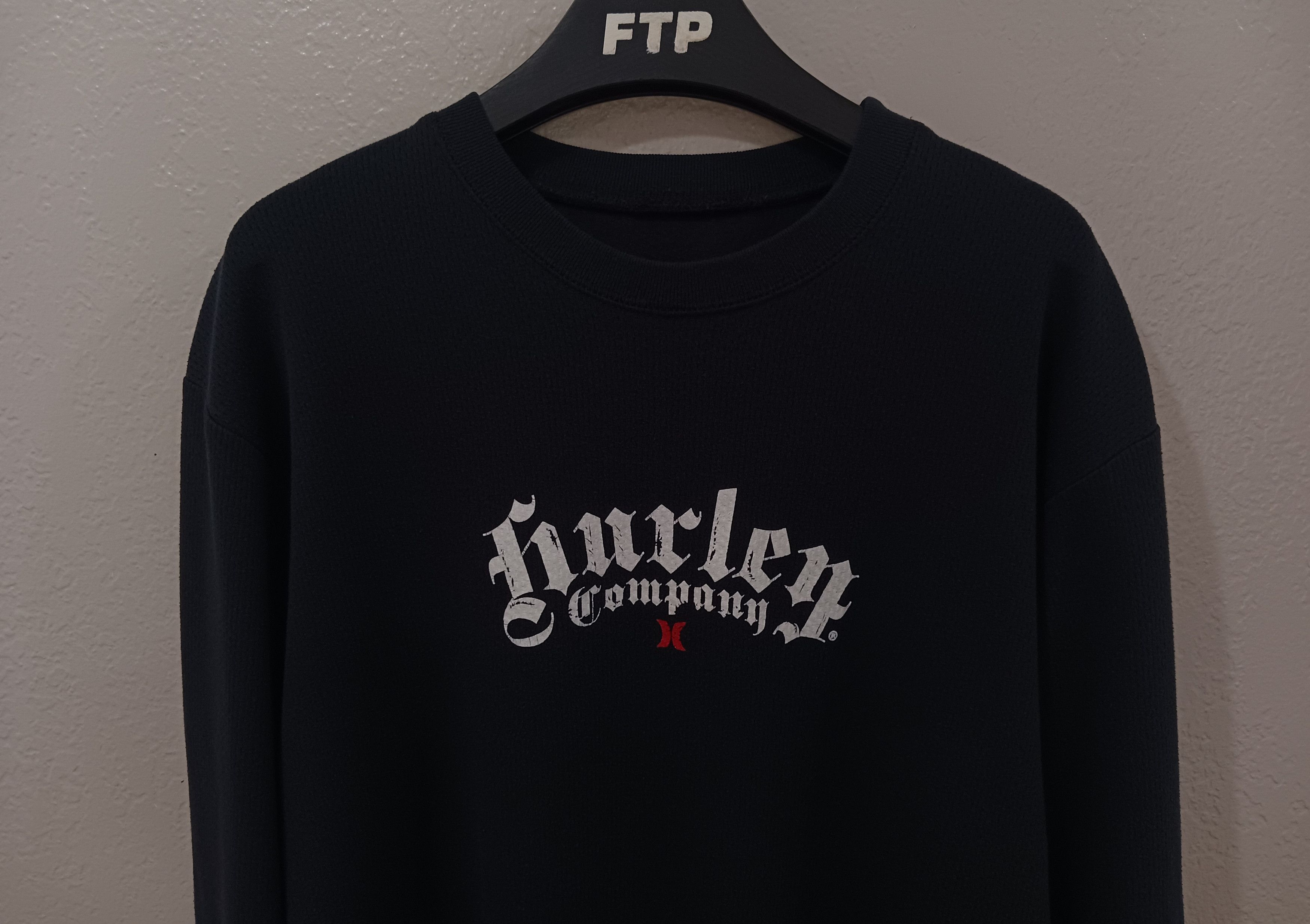Hurley × Vintage Hurley International "Hurley Company" Vintage 1990s Thermal Size US L / EU 52-54 / 3 - 6 Thumbnail