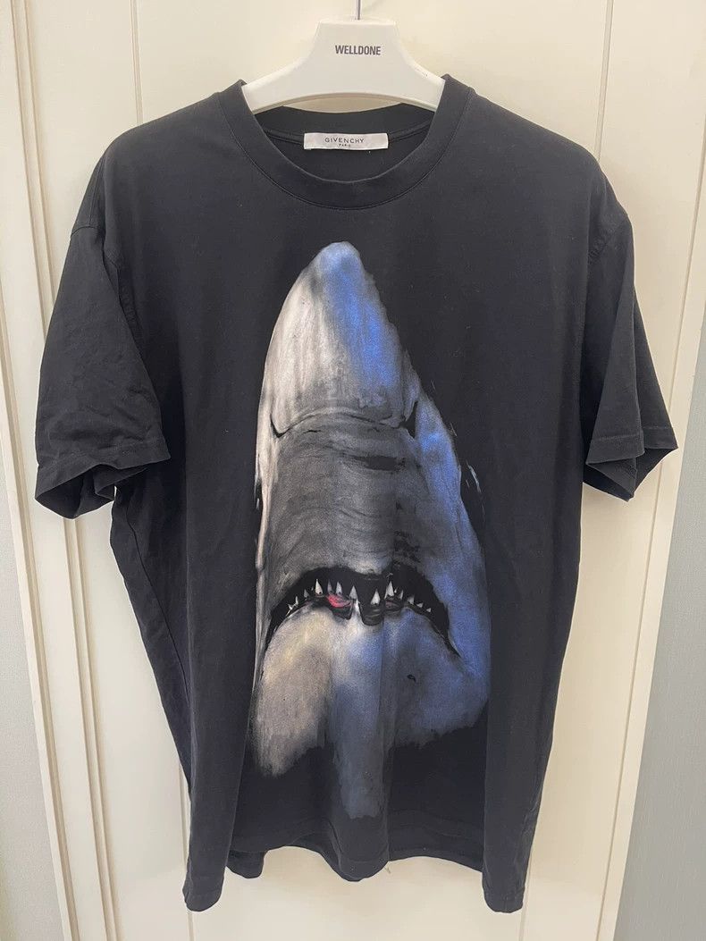 Givenchy Givenchy Shark T, loose fit S size, chest 58, length 77 Size US S / EU 44-46 / 1 - 1 Thumbnail