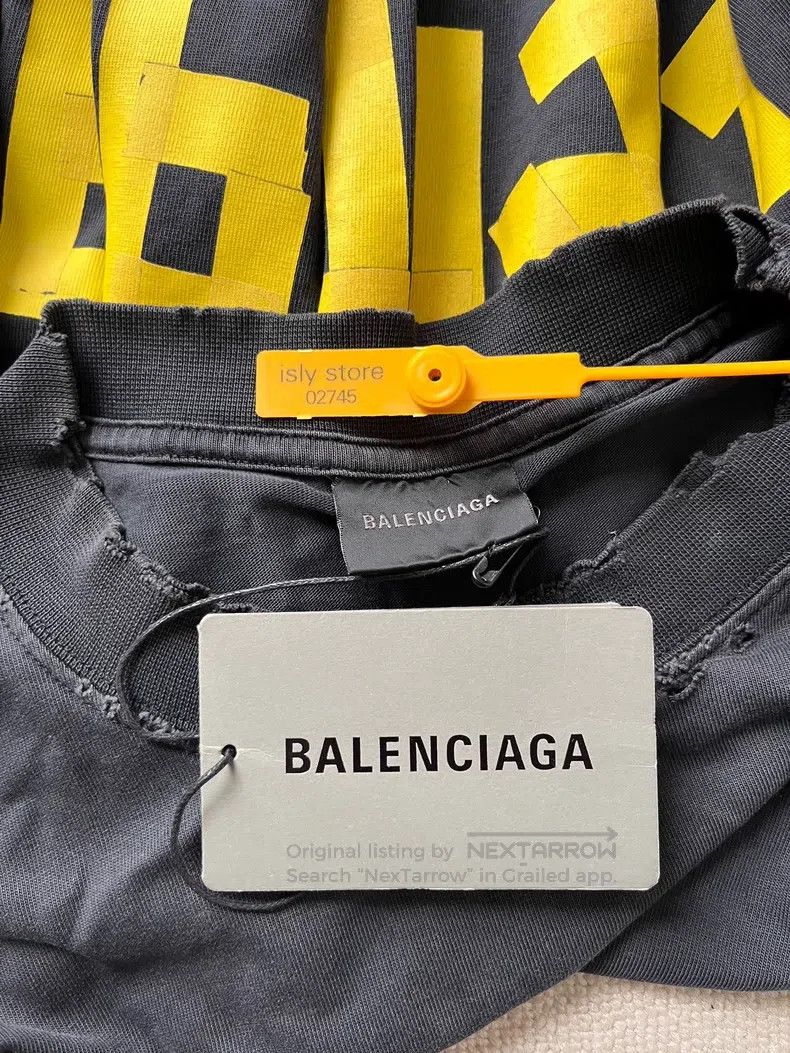 Balenciaga Balenciaga Tape Letter Logo Printed Plain Knit Round Neck Size US L / EU 52-54 / 3 - 3 Thumbnail