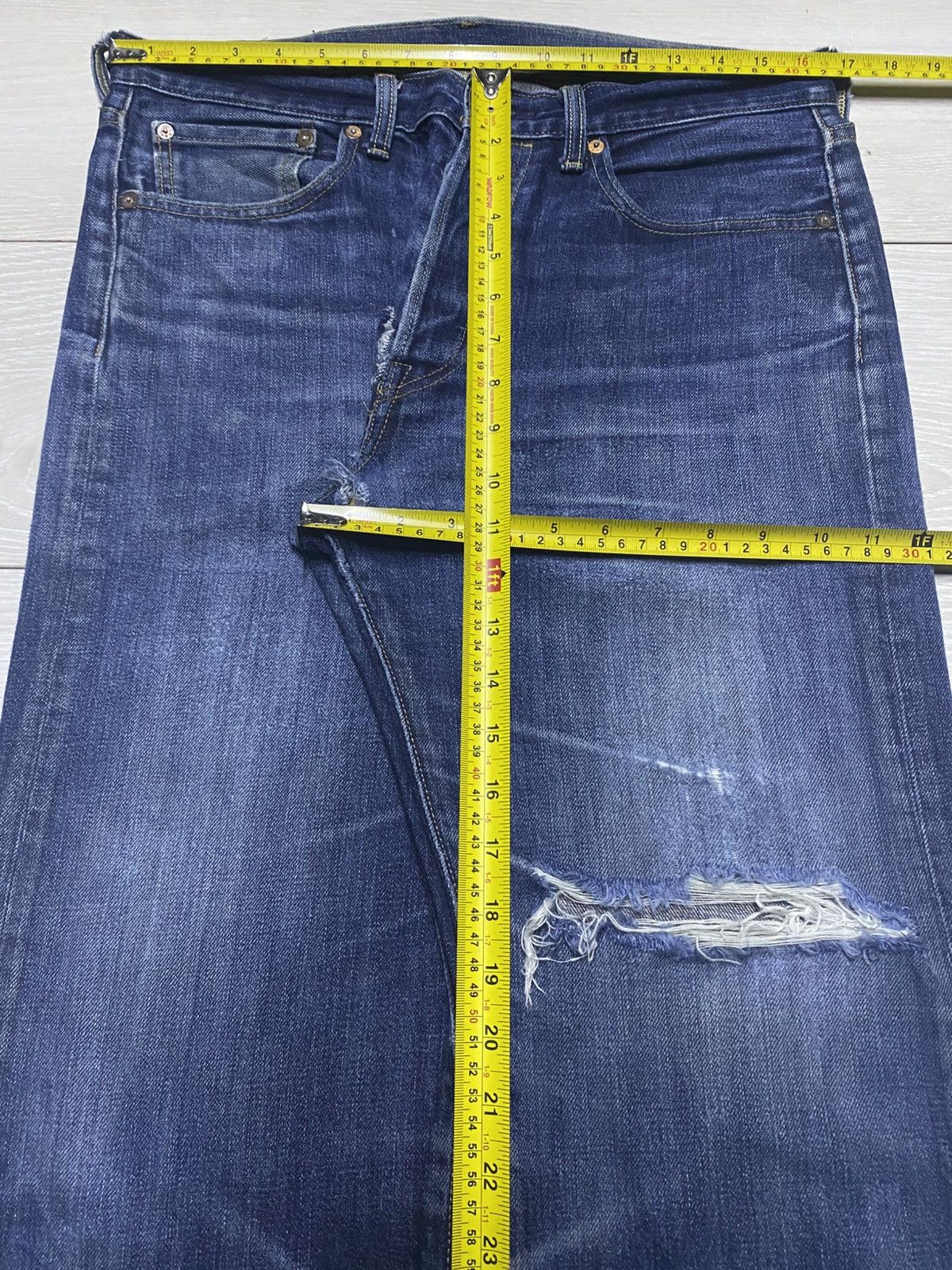 Levi's Vintage Levis 502 ButtonFly Blue Wash Distressed Loose Jeans Size US 33 - 16 Thumbnail