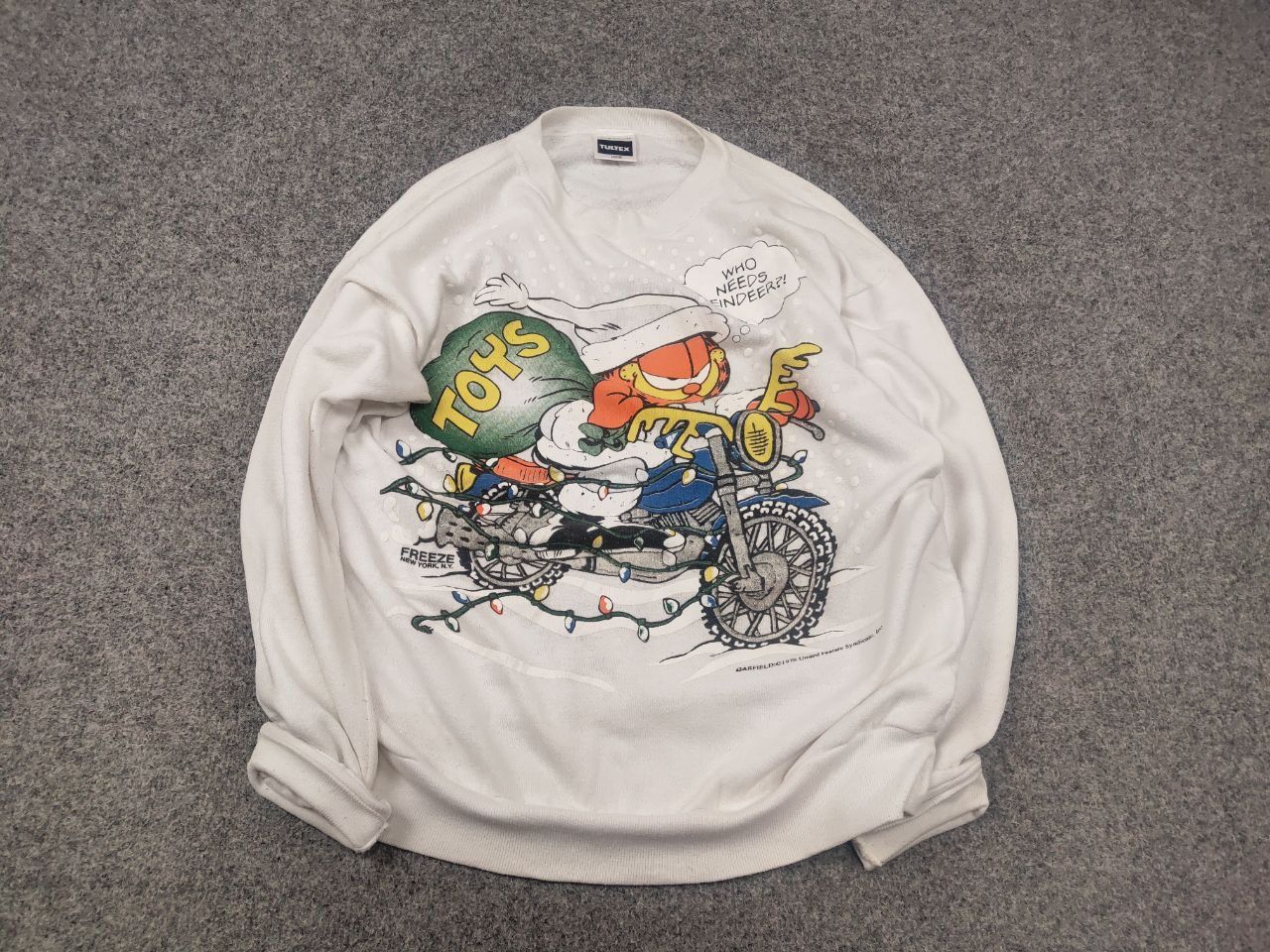 Tultex Rare Vintage 1978's Garfield Printed Logo Freeze Sweatshirt Size US L / EU 52-54 / 3 - 2 Thumbnail