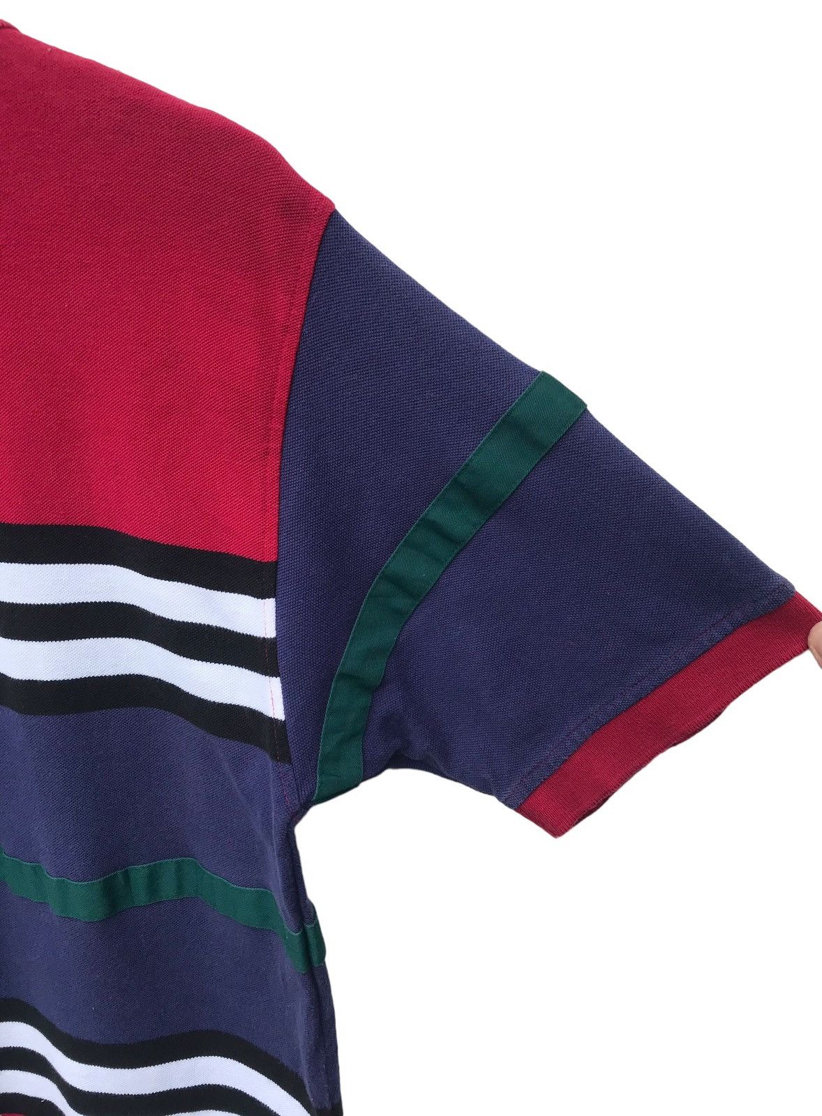 Tommy Hilfiger Vintage Tommy Hilfiger Stripe Multicolour Polo Shirt Size US M / EU 48-50 / 2 - 11 Thumbnail