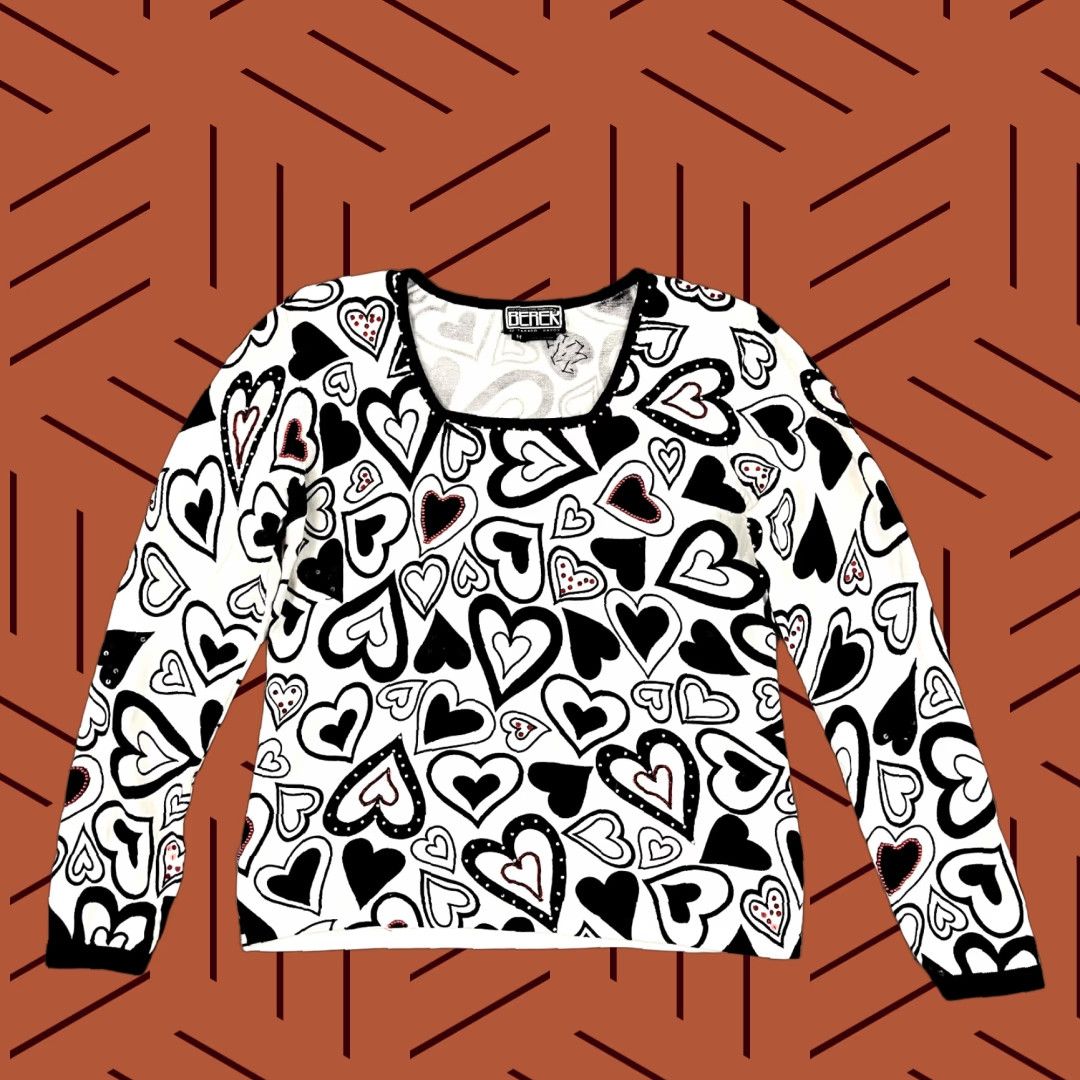 Vintage BEREK Sweater Womens Medium White Black Hearts Love Beaded Sequin Square Neck Size M / US 6-8 / IT 42-44 - 1 Thumbnail