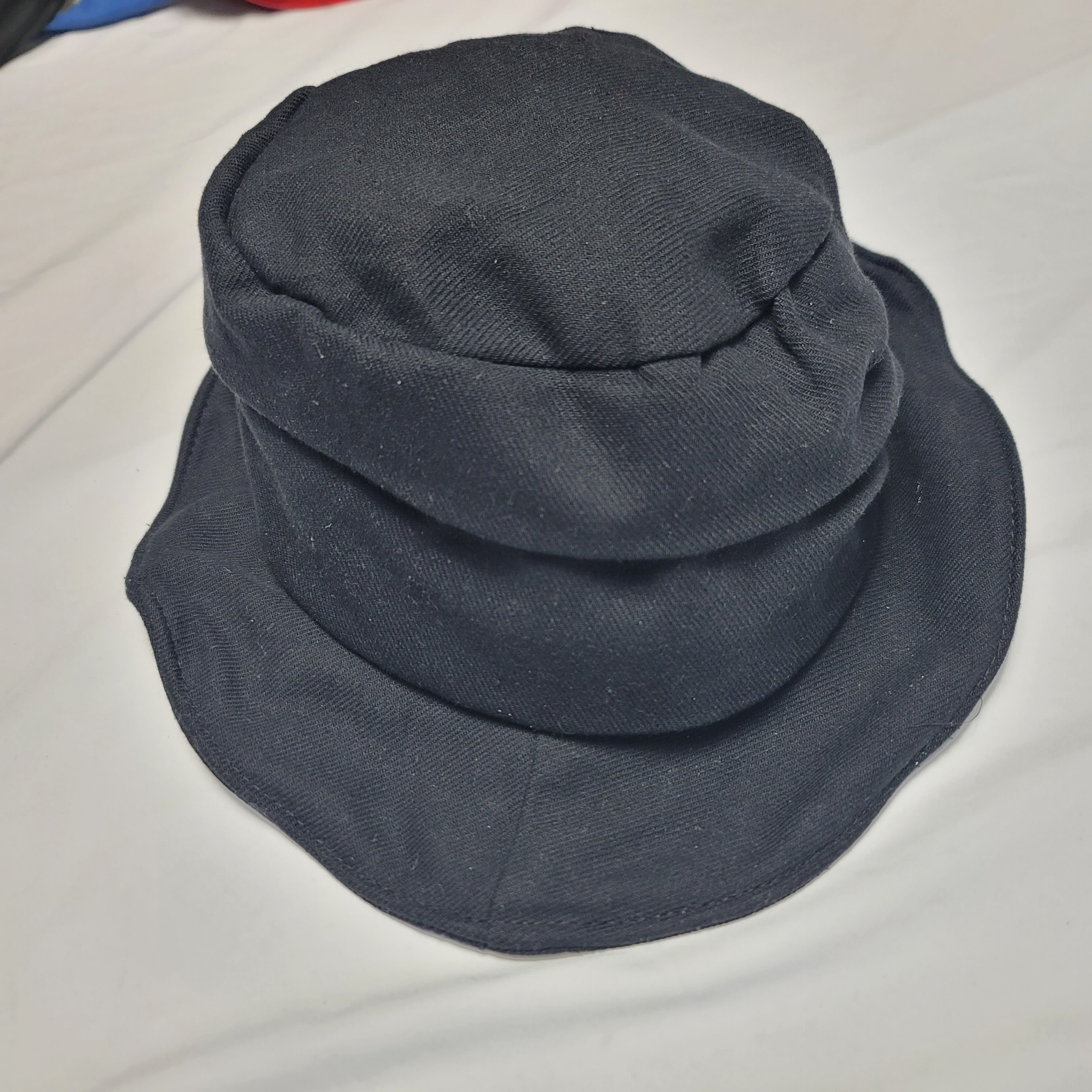 Japanese Brand Japanese Black Layered Bucket Hat with adjustable wired brim Size ONE SIZE - 2 Thumbnail