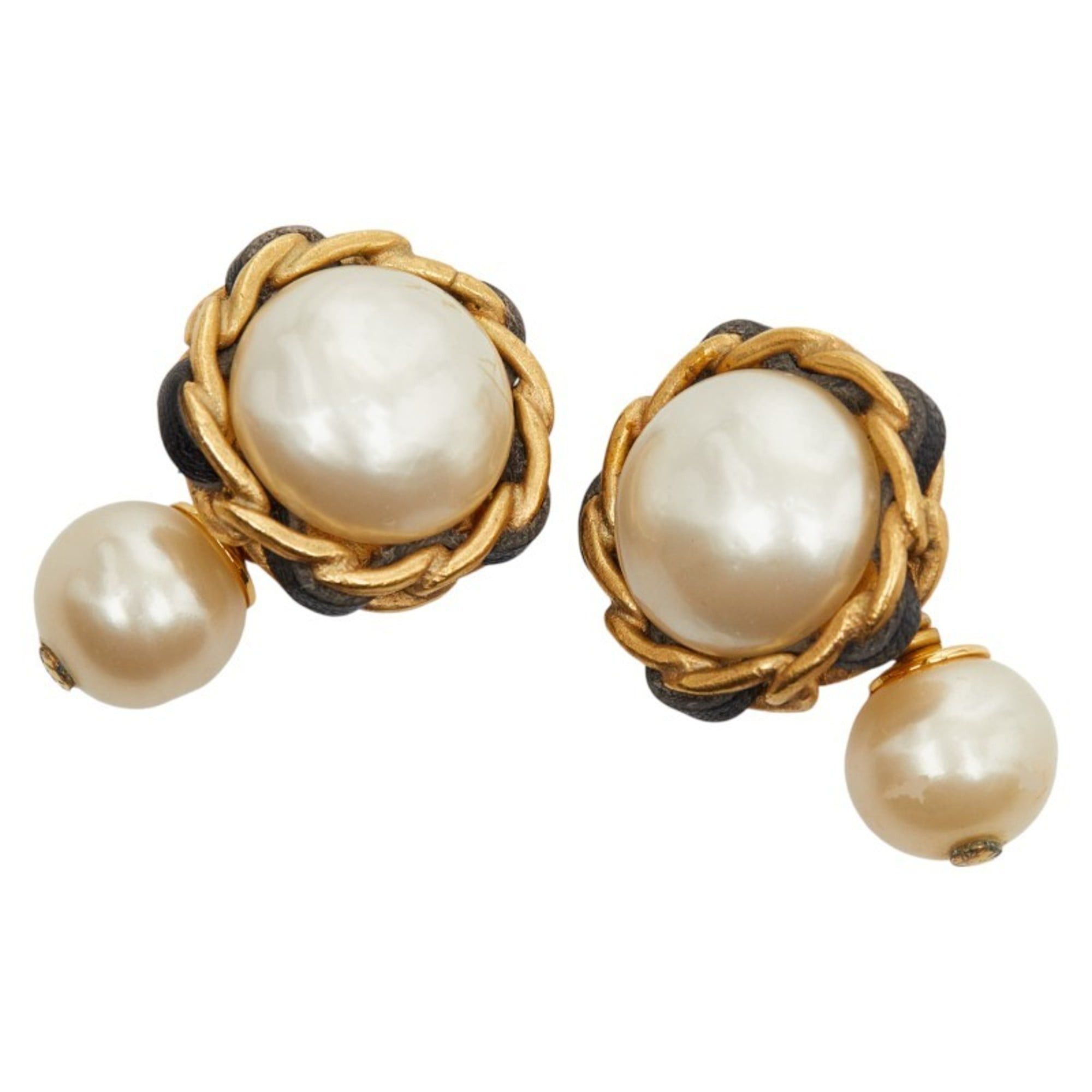 Chanel CHANEL Vintage Cufflinks in Gold and Black Faux Pearl Plated Leather for Women Size ONE SIZE - 1 Thumbnail